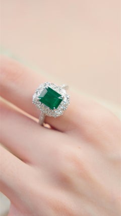 18K 2.49 Ct Zambia Vivid Green Emerald&Diamonds Engagement Ring