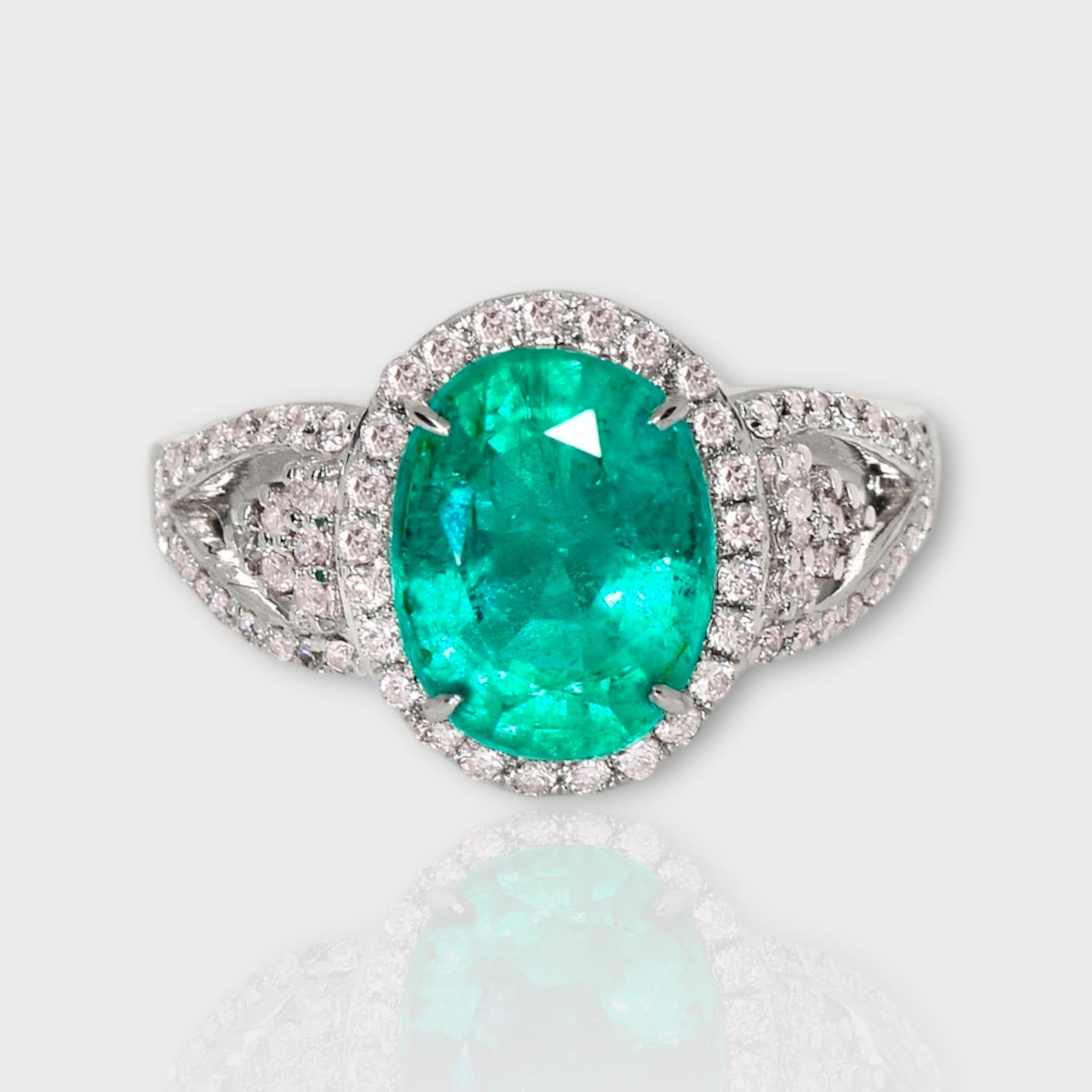 *IGI 18K White Gold 2.85 ct Emerald&Pink Diamonds Antique Art Deco Style Engagement Ring*

A natural Zambia green emerald weighing 2.85 ct is set on an 18K white gold arc deco design band with natural pink diamonds weighing 0.47 ct.

The