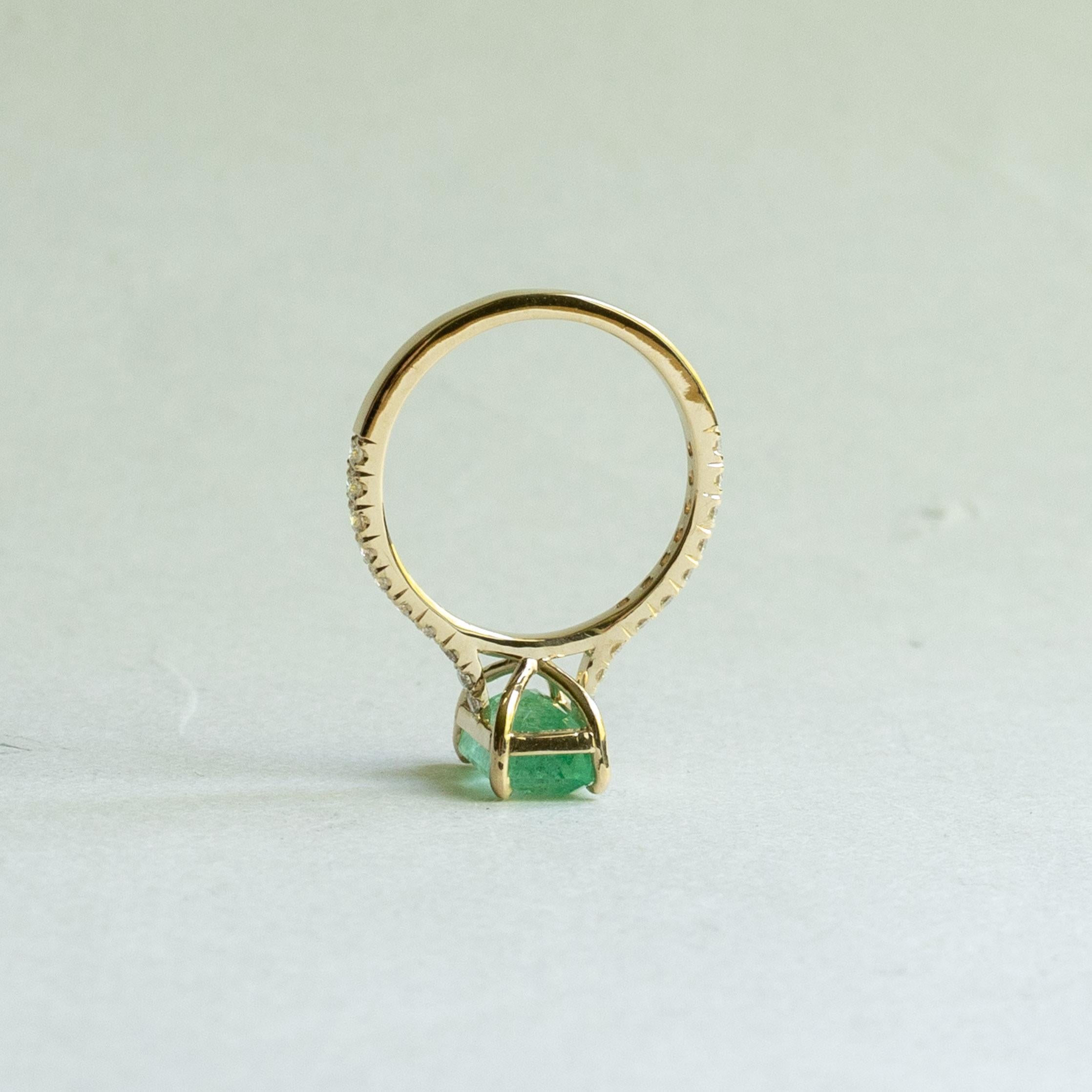 Contemporary 14k 2.54ct Emerald Diamond Ring, Emerald Engagement Ring For Sale