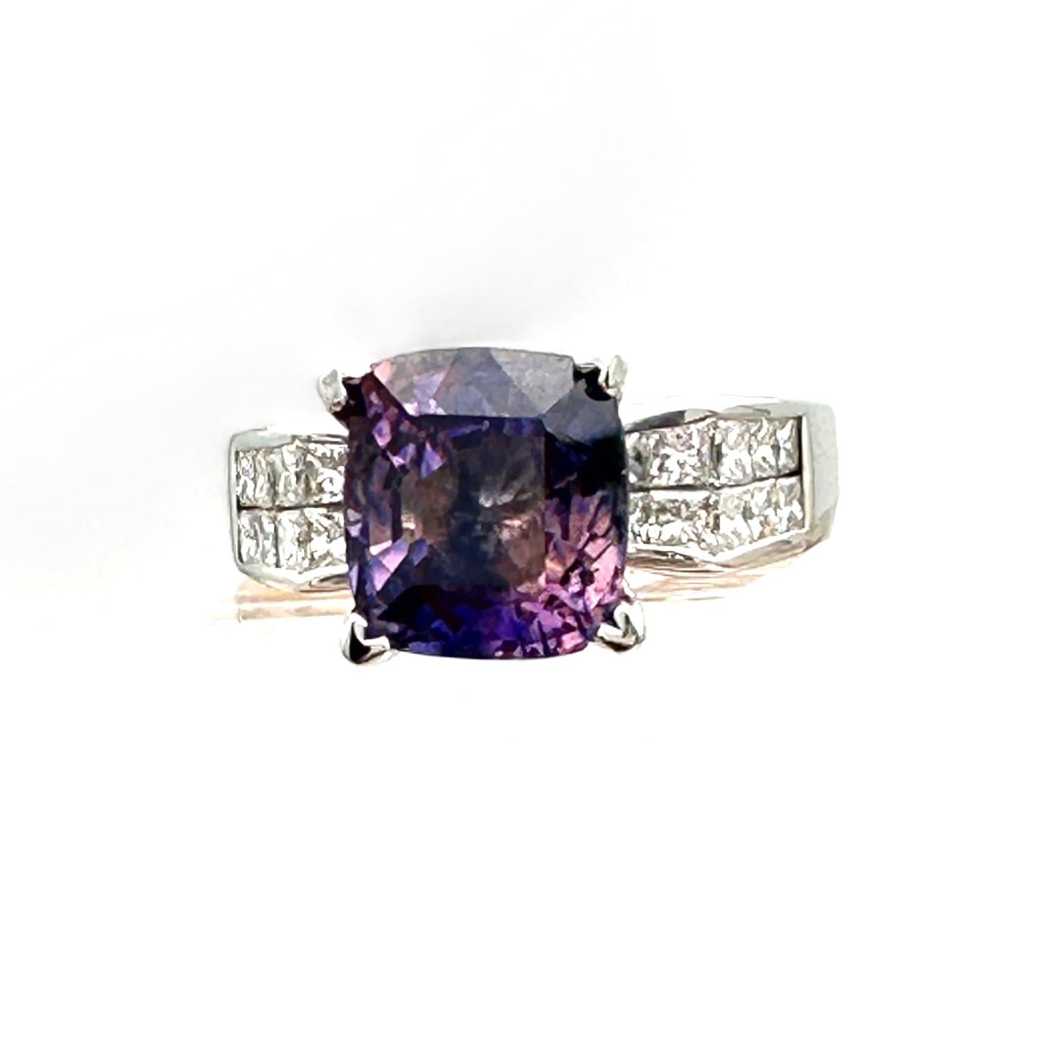 18K 3.95 CT. Sri Lanka Purple Sapphire Invisible Diamond Ring For Sale 2