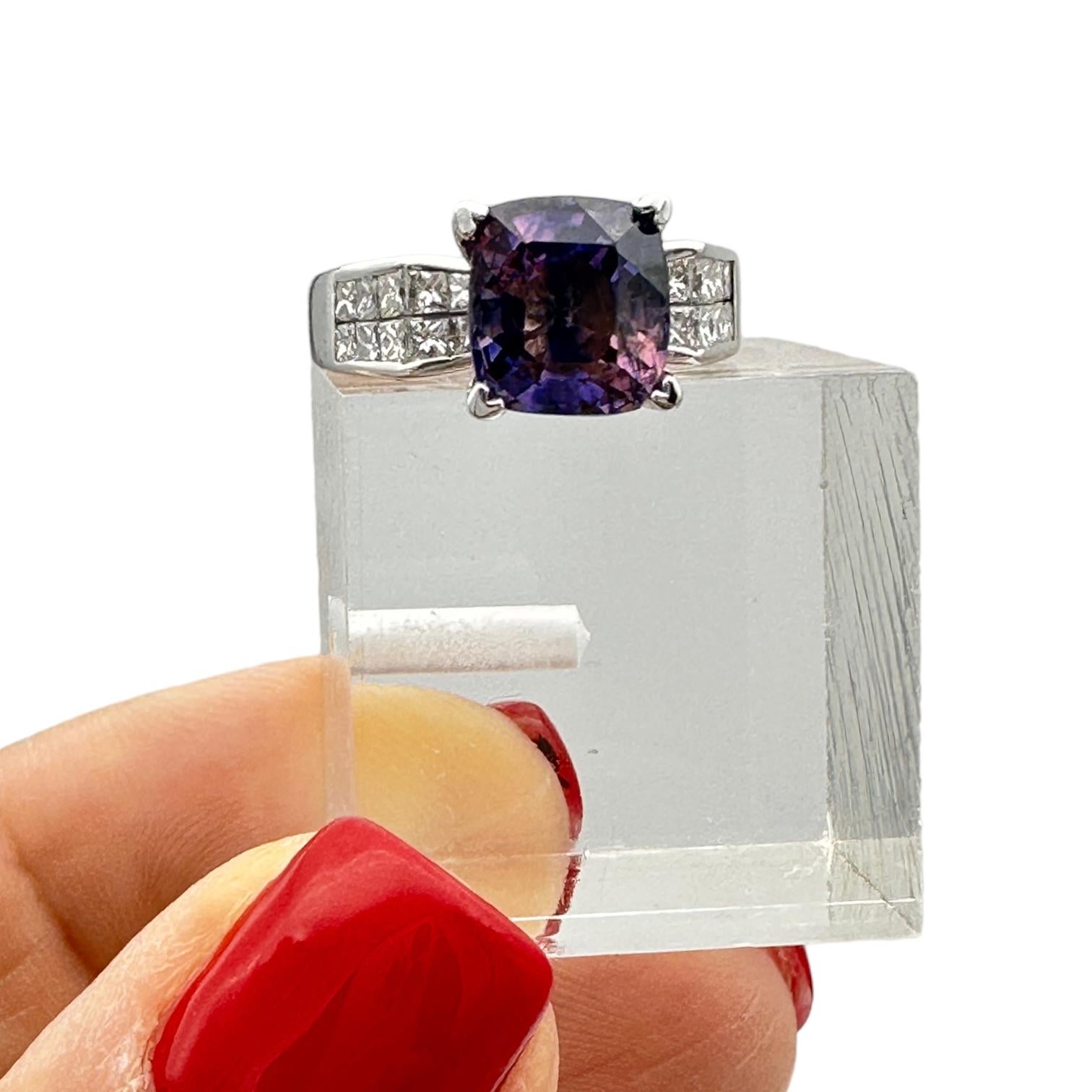 18K 3.95 CT. Sri Lanka Purple Sapphire Invisible Diamond Ring For Sale 3