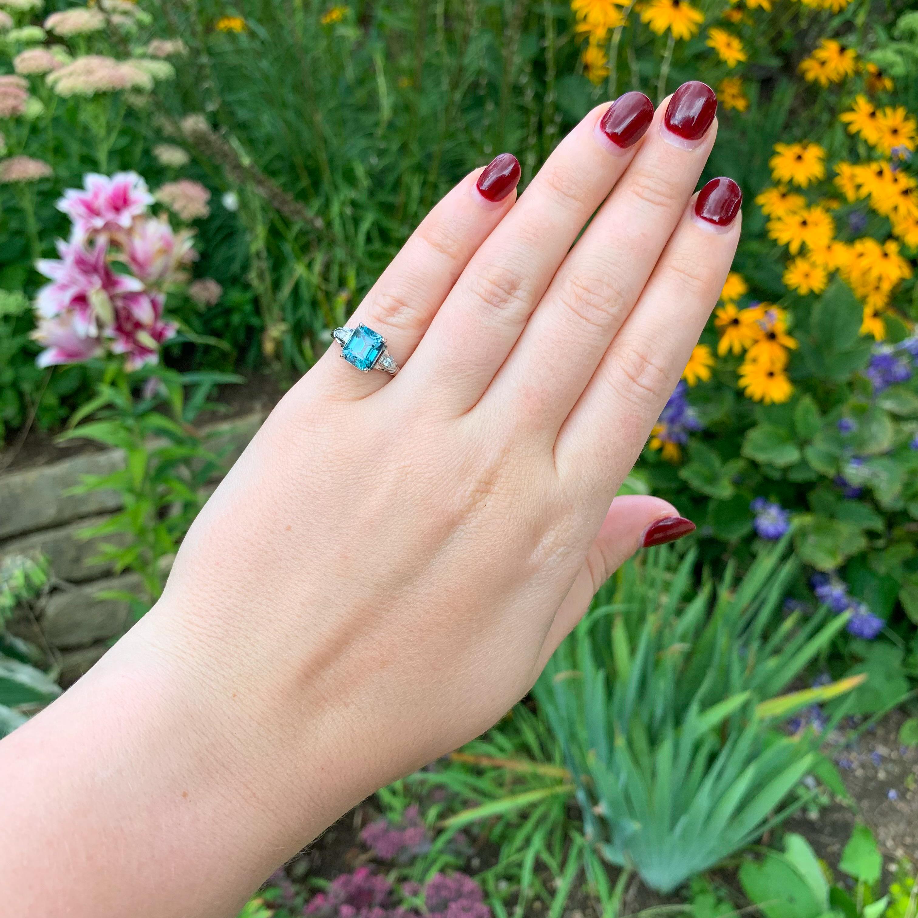 18K 3.99 carat Teal Blue Zircon & Diamond Ring size 6.5 1