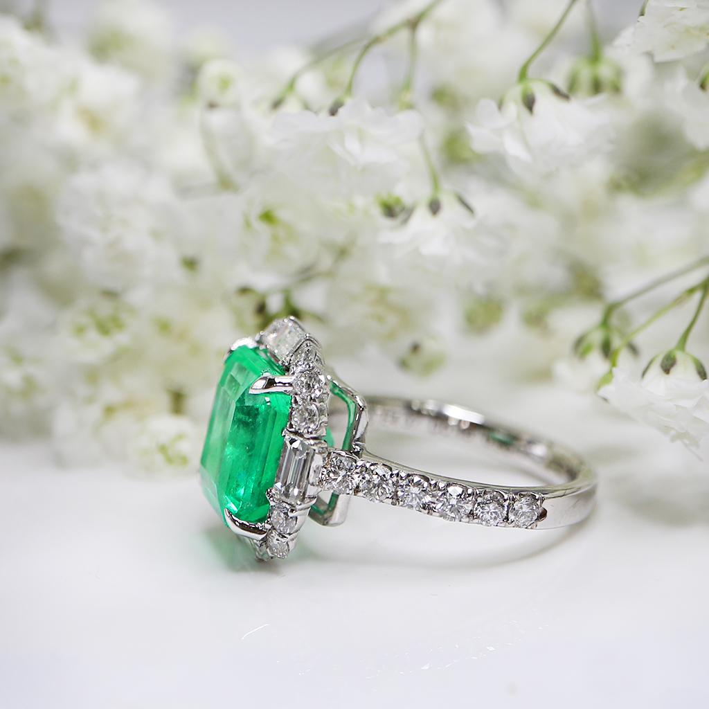 GRS 18k 4.37ct Colombia Emerald&Diamond Antique Art Deco Style Engagement Rin For Sale 3