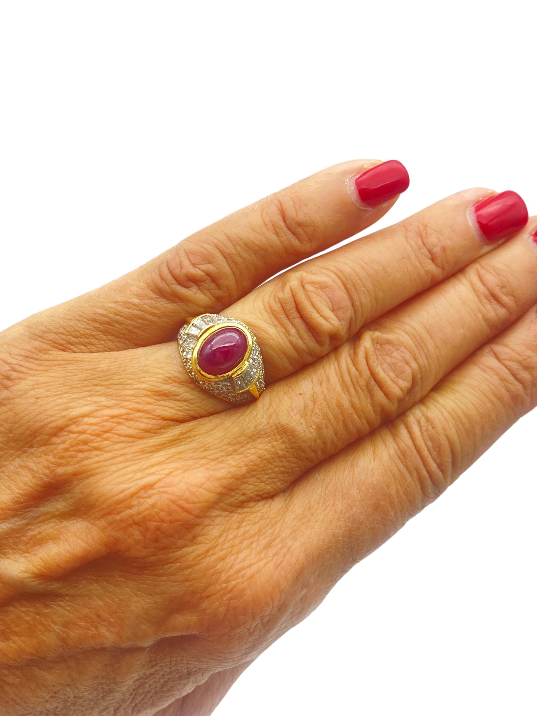 18K 4,50 Karat Blutroter Rubin & 1,60 Karat Diamant Solitär Ring (Cabochon)