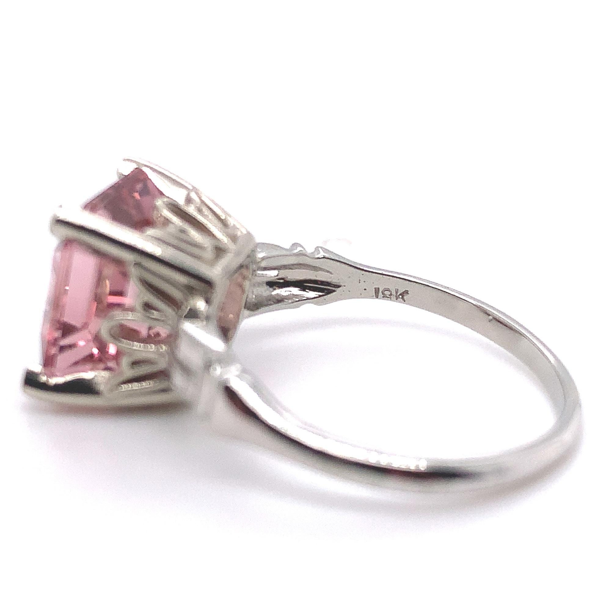 18K 5 Carat Asscher Cut Pink Tourmaline Ring In Good Condition In Big Bend, WI