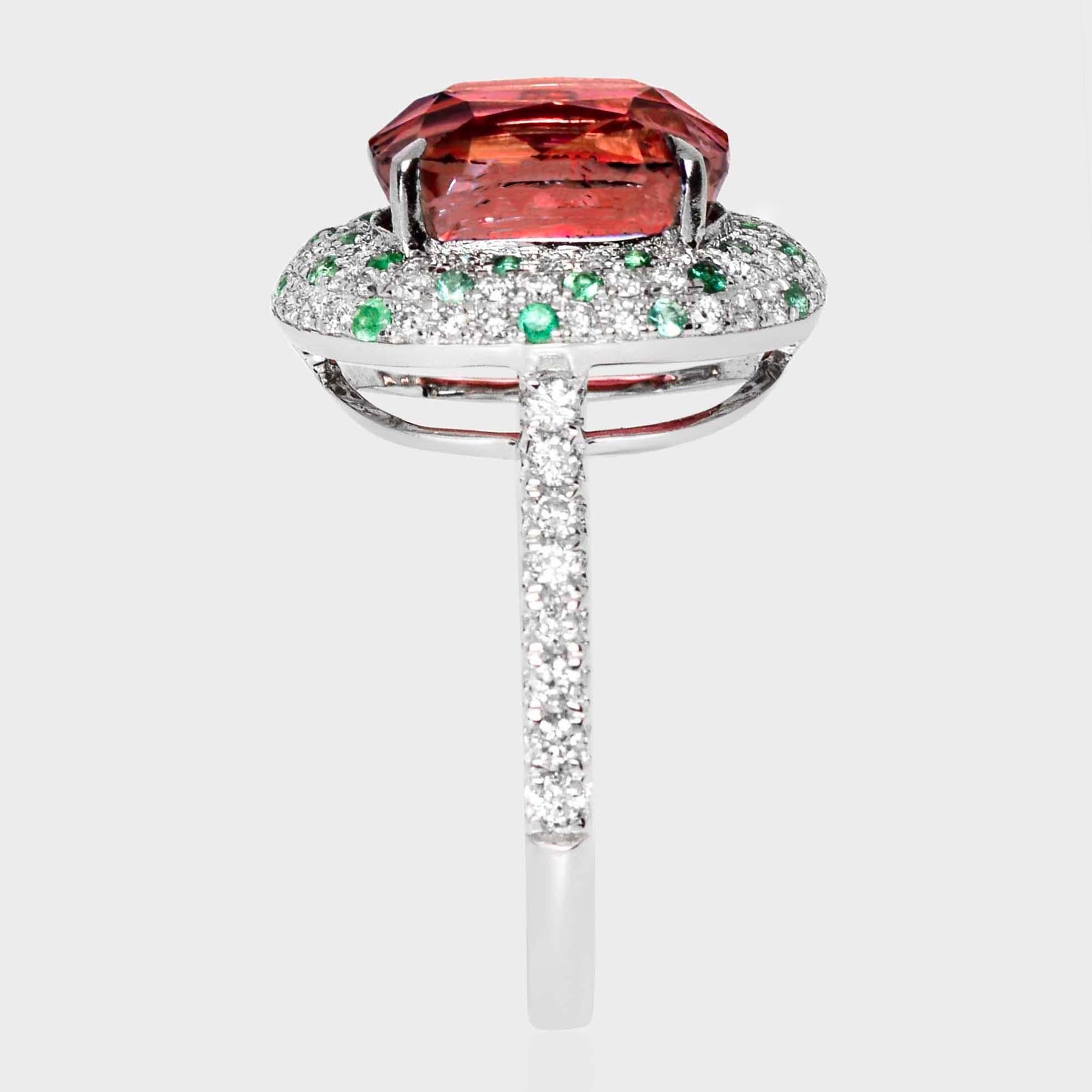 18K 7.00 ct  Bague de fiançailles ancienne avec diamants en tourmaline rouge naturelle Pour femmes en vente