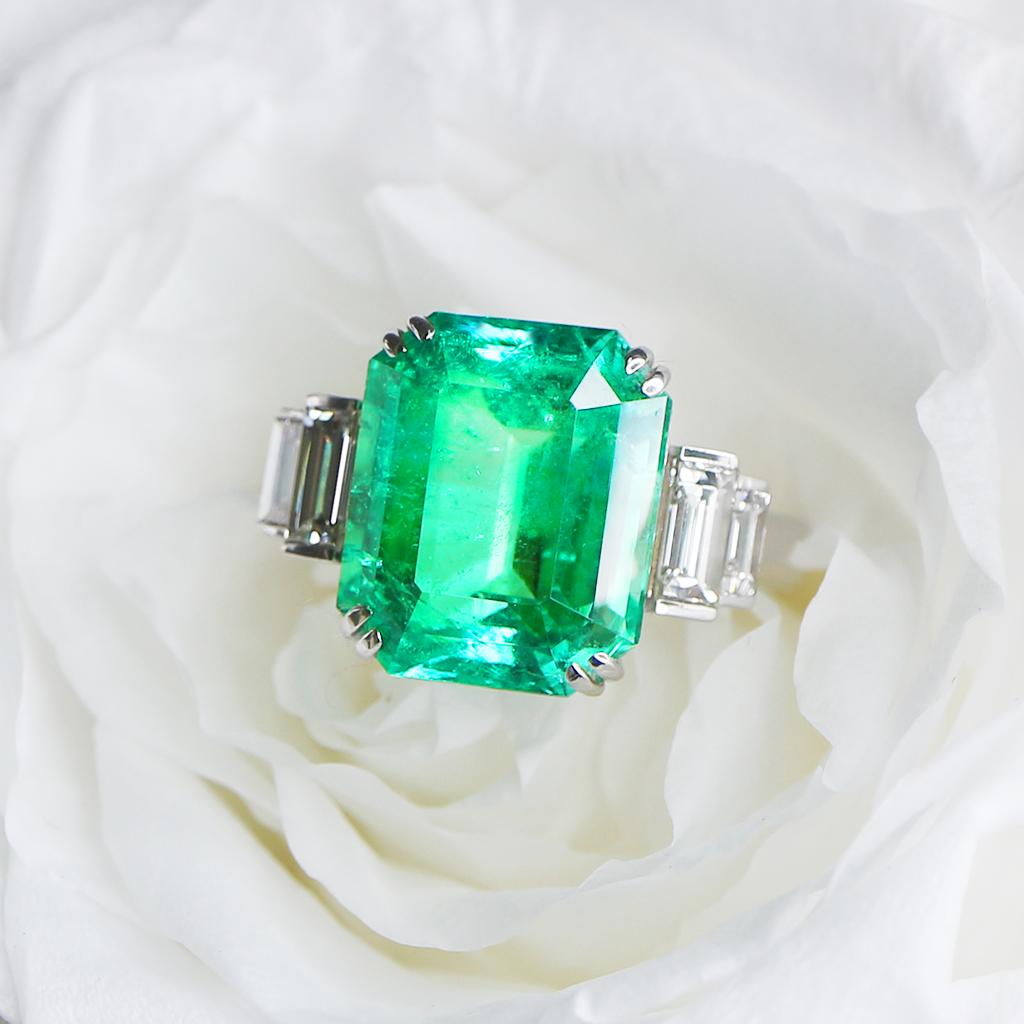 GRS 18K 7.34 Ct Colombia Emerald&Diamond Antique Art Deco Engagement Ring For Sale 2