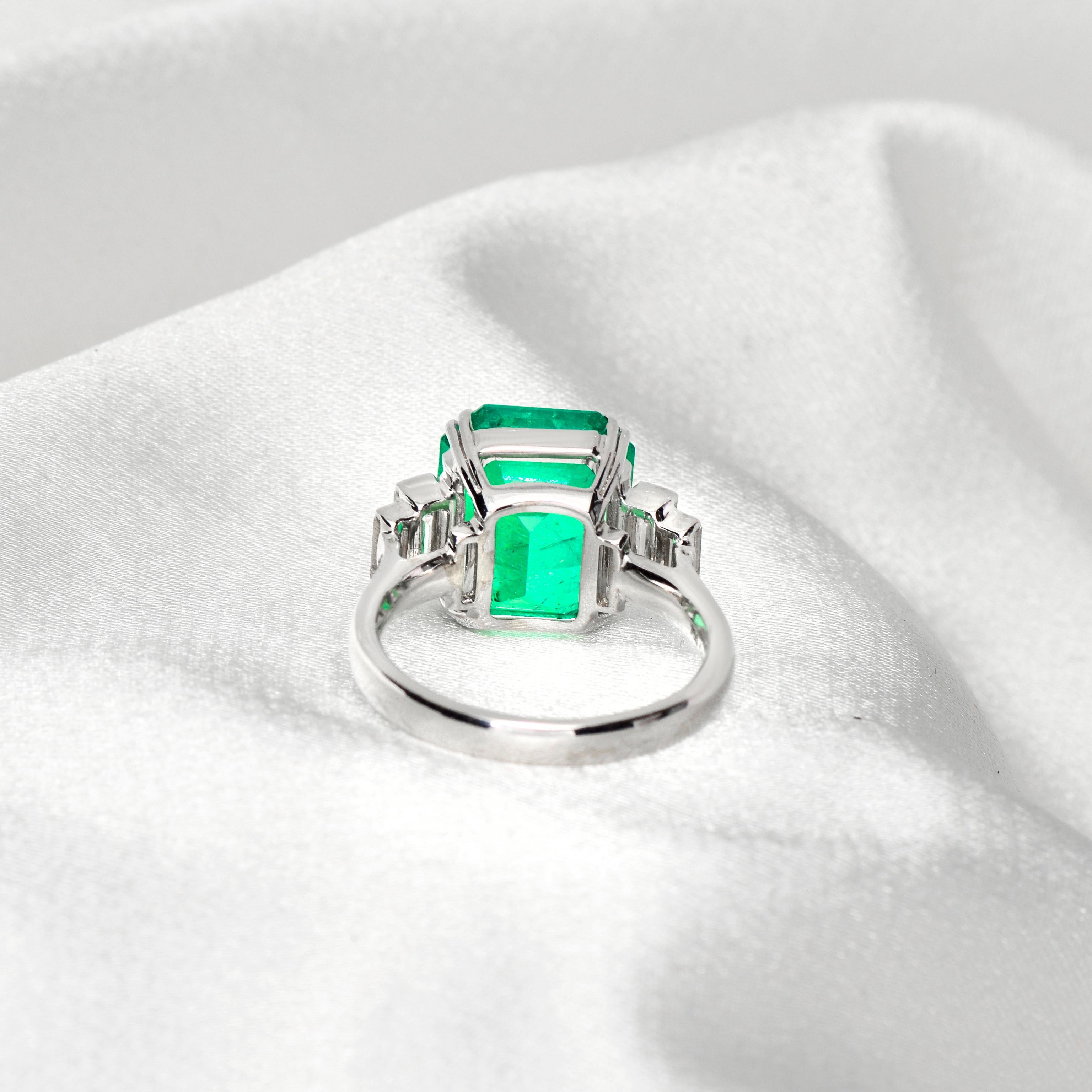GRS 18K 7,34 Karat kolumbianischer antiker Art-Déco-Verlobungsring mit Smaragd und Diamant im Angebot 4