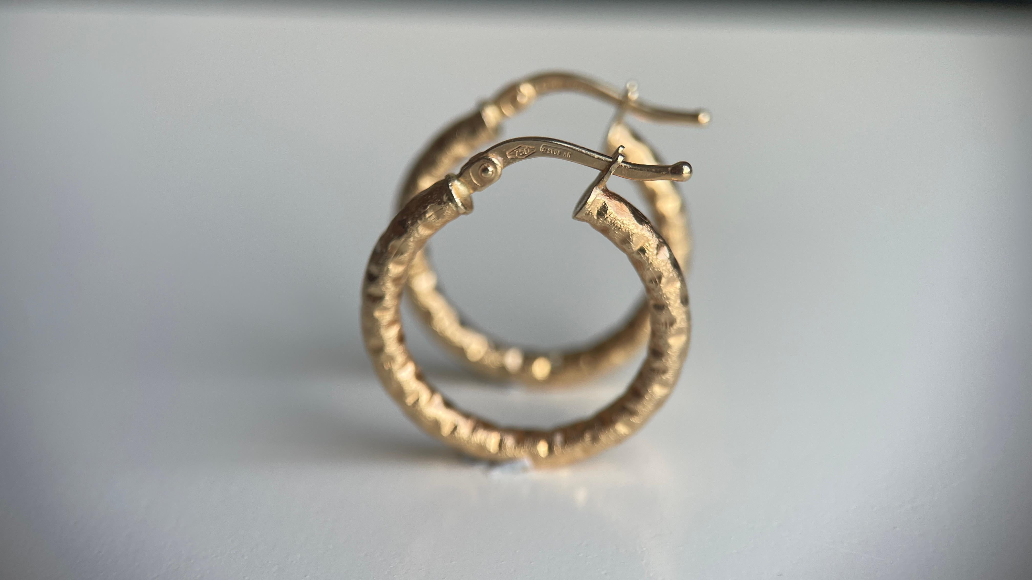 Art Déco Cerchio medio in oro 18k 750 (misura 20mm/2cm)-1,65g in vendita