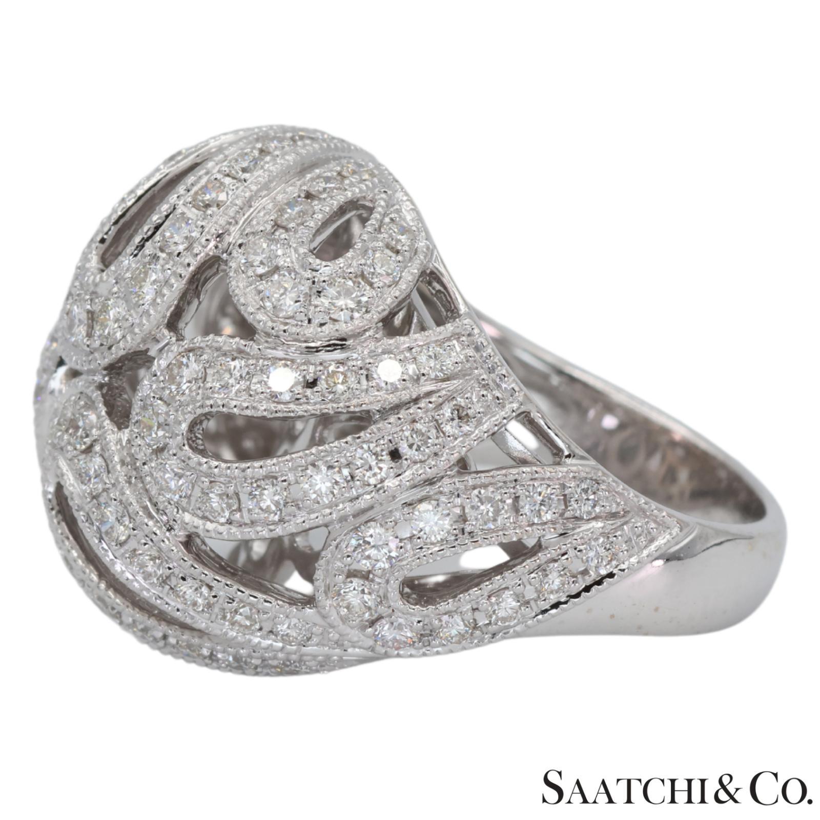 Anillo de Cóctel de Diamantes Naturales 18k 750 Corte redondo en venta