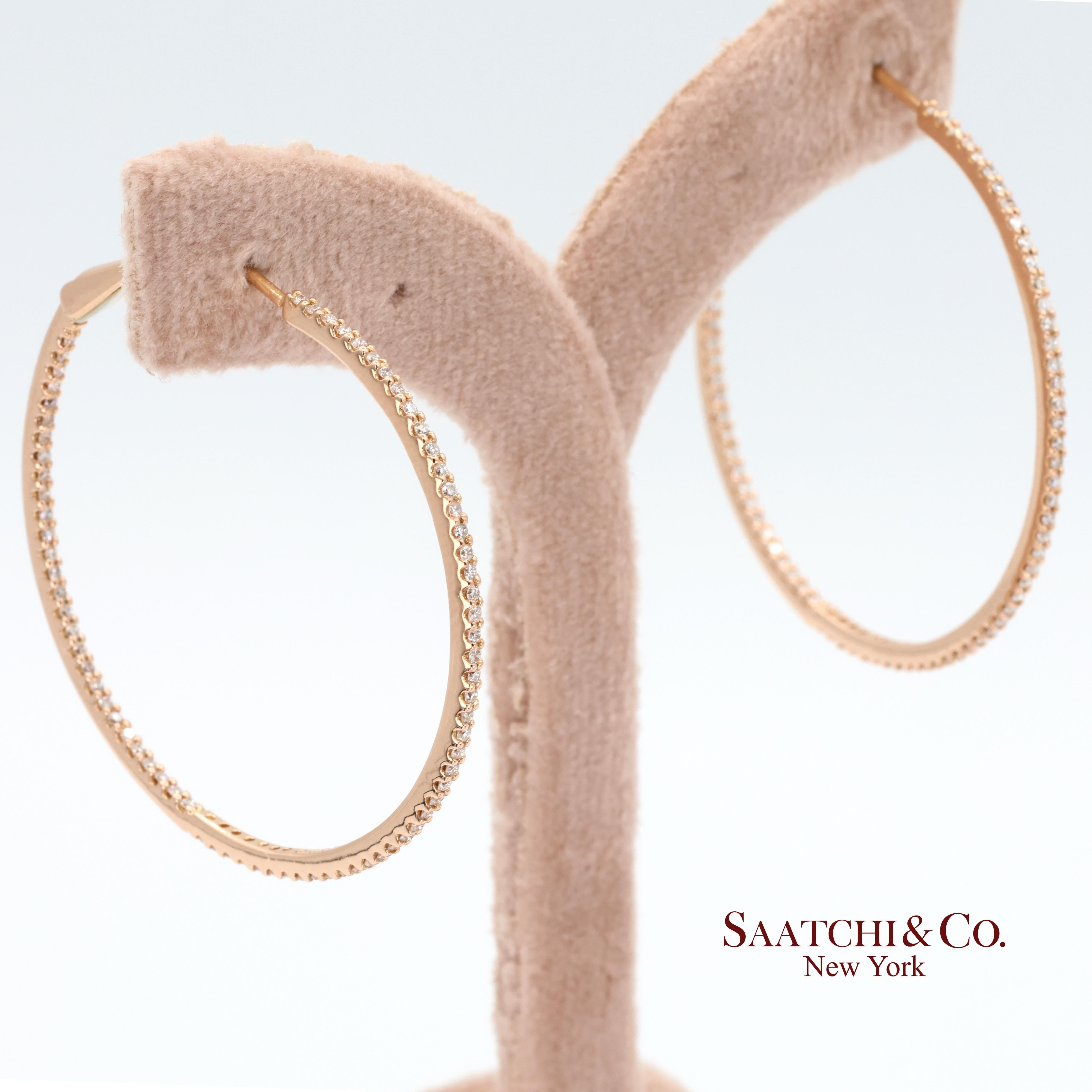 Diamond Hoop Earrings

Metal Type: 18k Rose Gold
Total Item Weight: 6.0 Grams

Primary Stone: Natural Diamond
Primary Carat Weight: 1.4 Ct.
Diamond Clarity Grade: VVS-VS
Diamond Color Grade: F-G
Diamond Shape: Round

Internal ID: ER22724