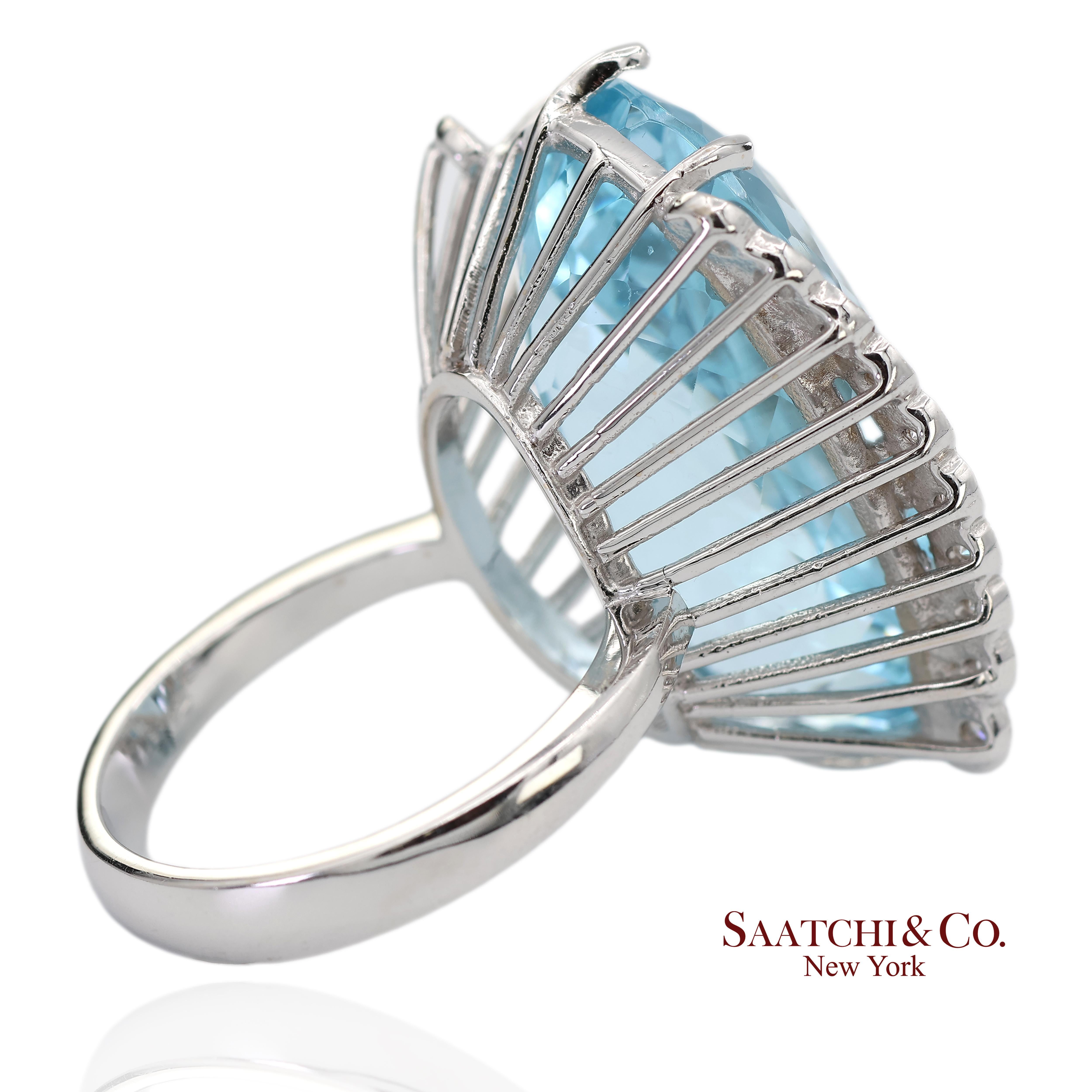 18K 750 Massiv Vintage Weißgold Natürlicher Diamant und Blauer Topas Ring (Brillantschliff) im Angebot