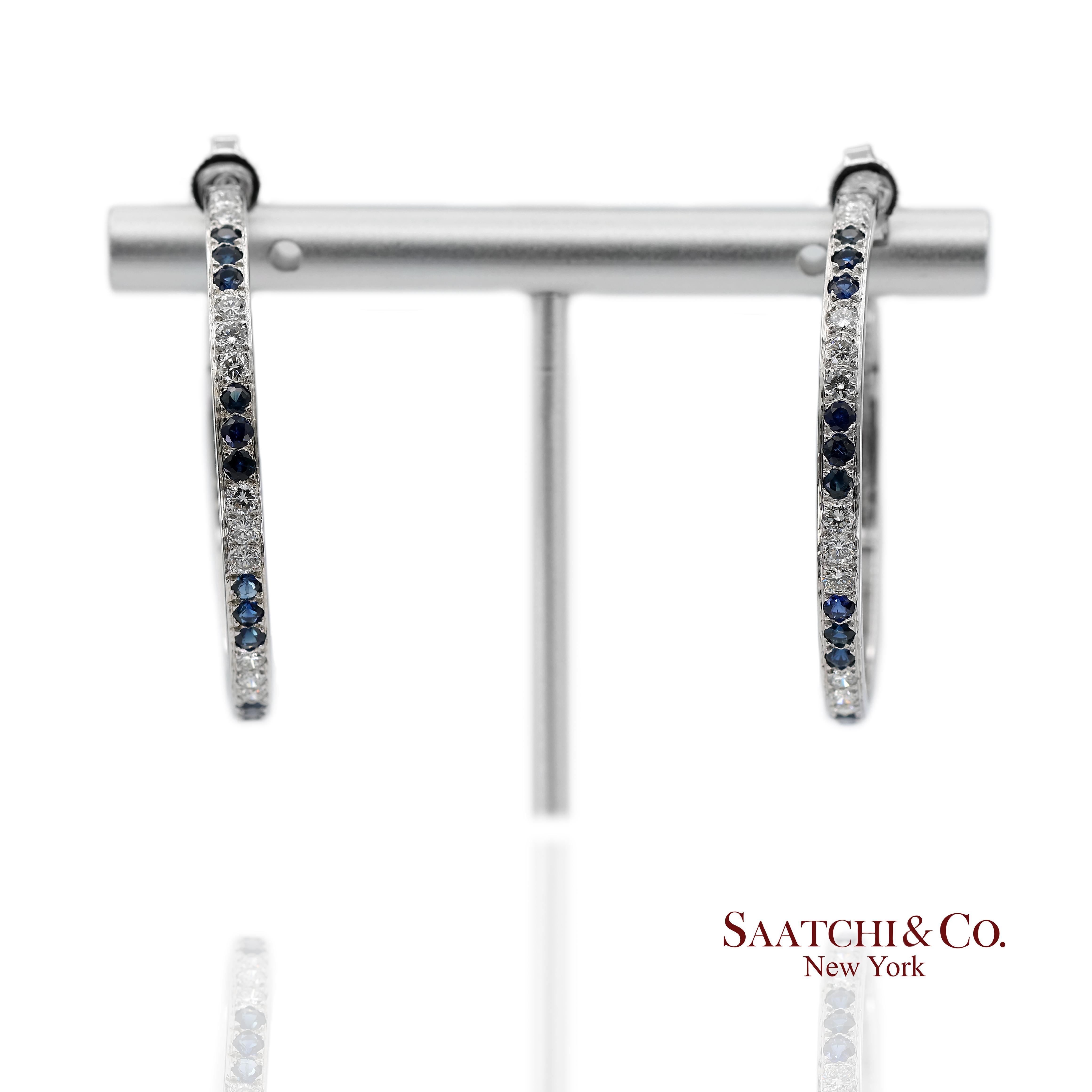 Orecchini a cerchio con diamanti e zaffiri Nature

Tipo di metallo: Oro bianco massiccio 18k
Peso totale dell'articolo: 10.9 grammi
Dimensioni: Lunghezza 39,0 mm X Larghezza 3,0 mm X Altezza 1,8 mm
1:
Pietra primaria: Diamante naturale
Peso in