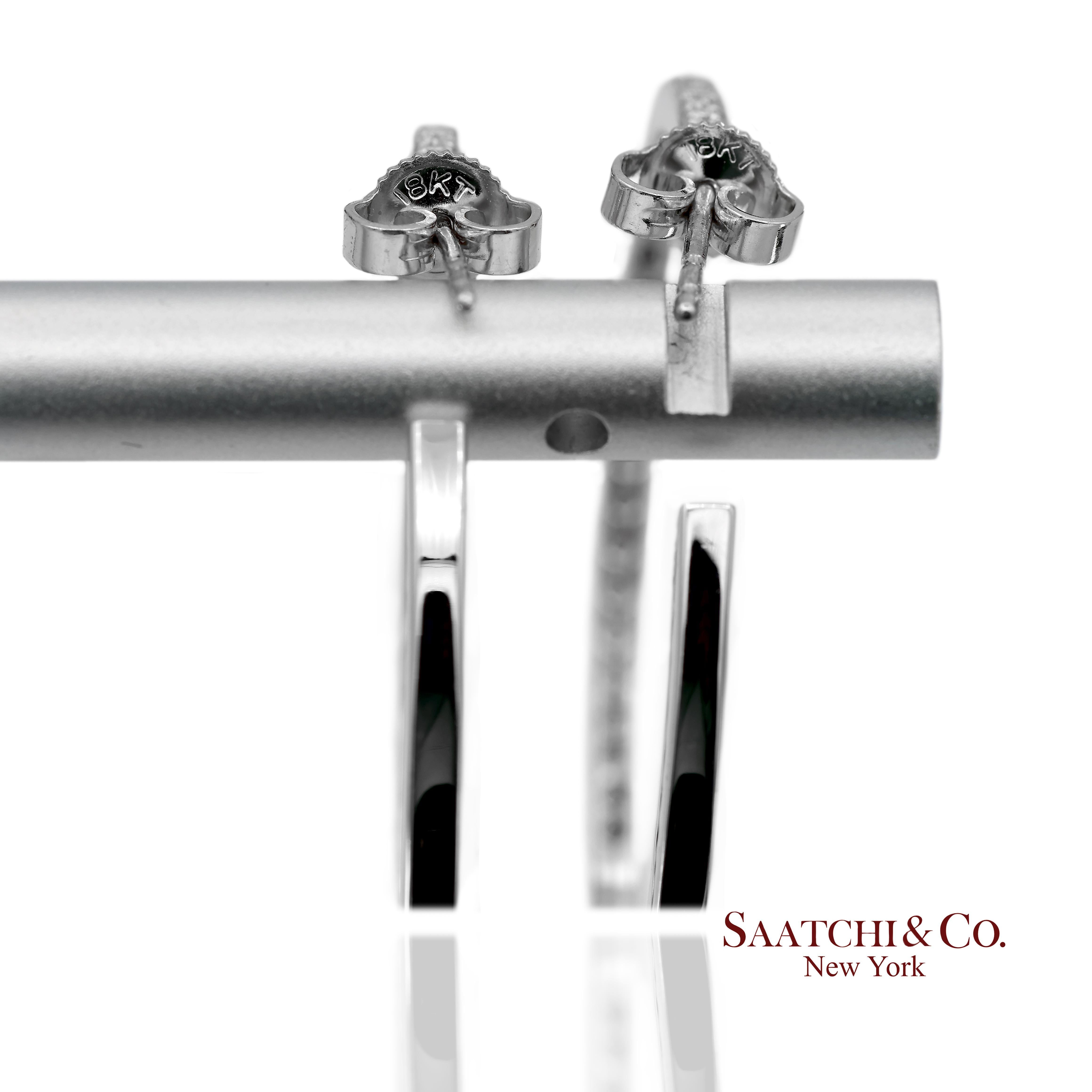 Boucles d'oreilles en or blanc massif 18K 750 diamants naturels Neuf - En vente à New York, NY