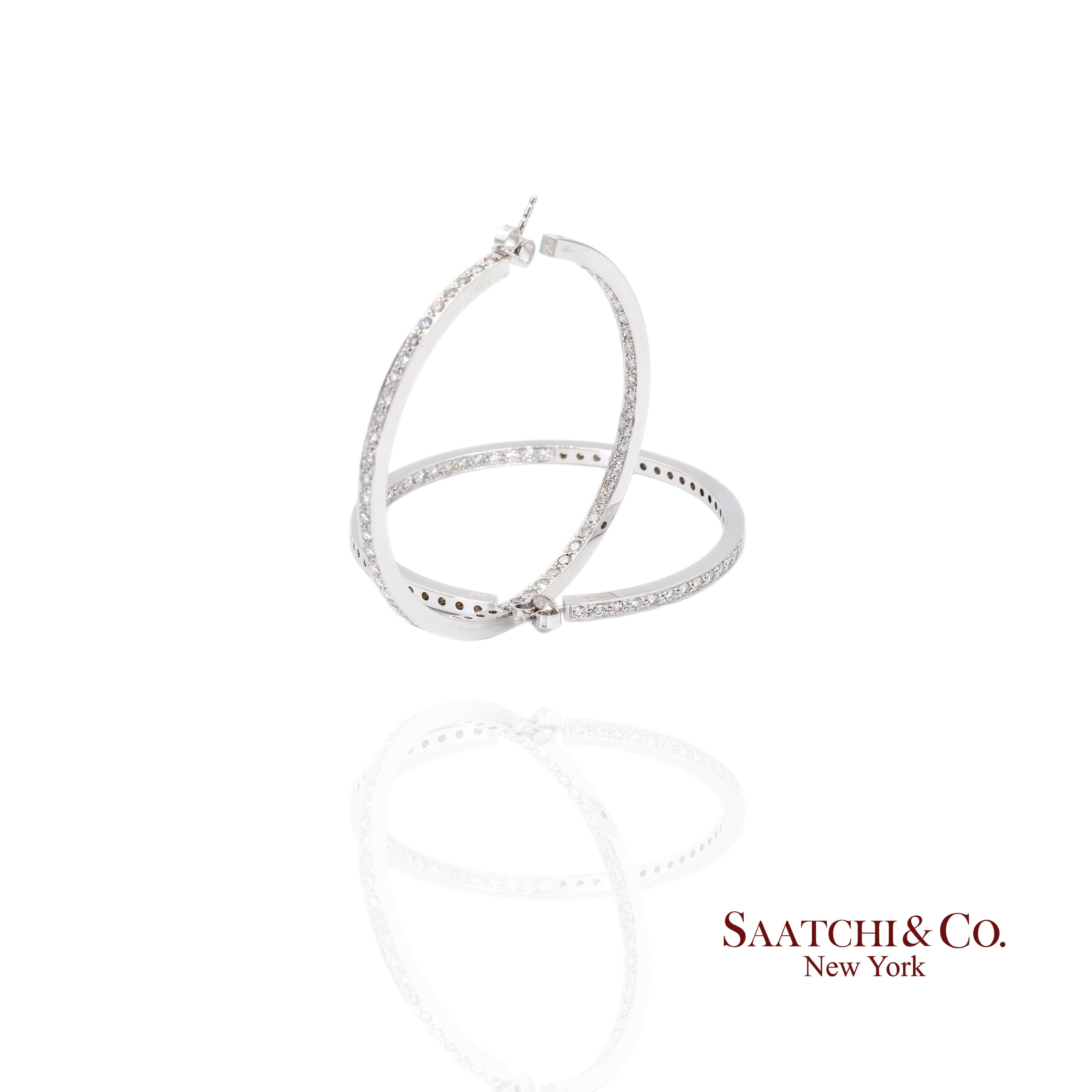 Boucles d'oreilles en or blanc massif 18K 750 diamants naturels Neuf - En vente à New York, NY