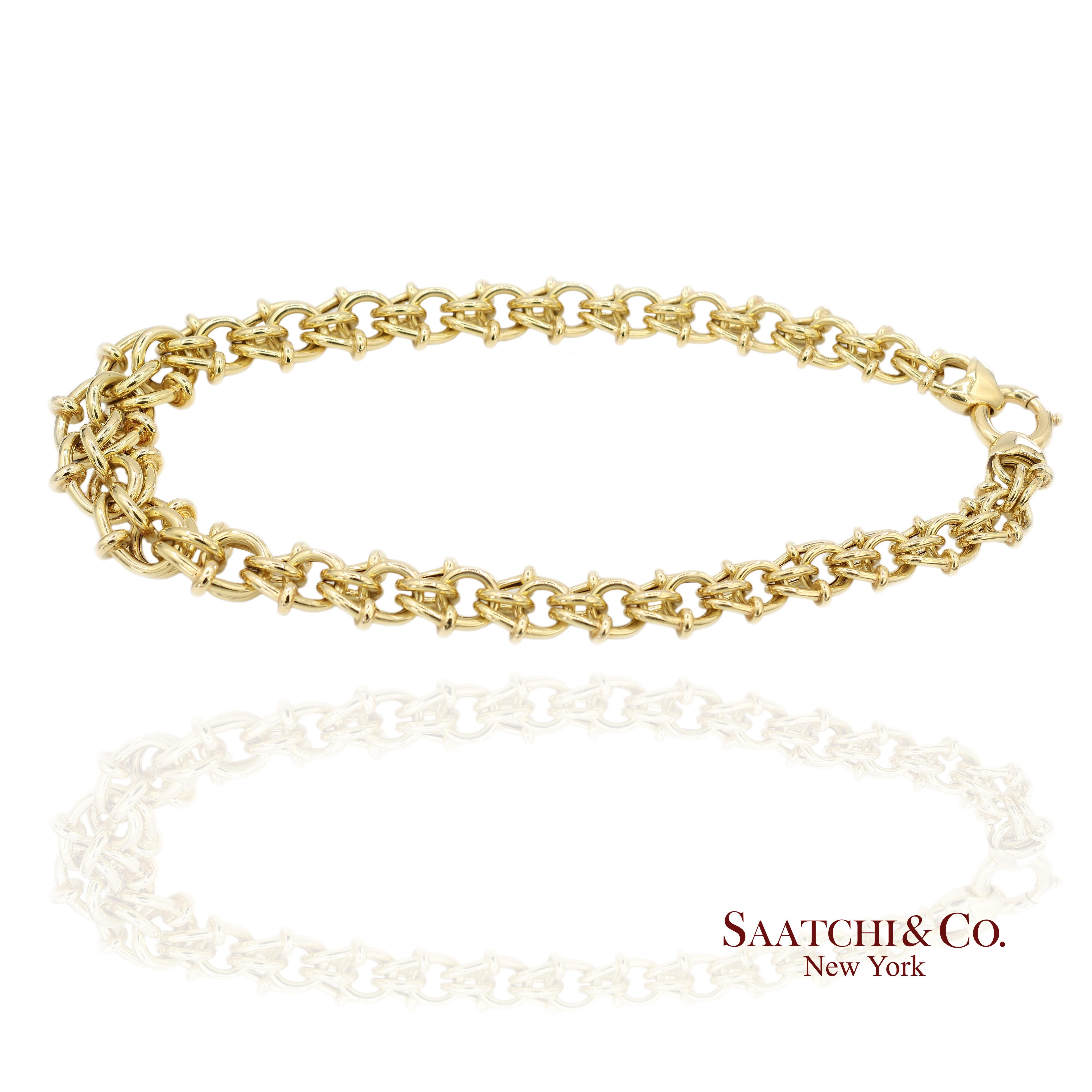 Collier à chaîne byzantine graduée en or jaune massif 18K 750 Excellent état - En vente à New York, NY