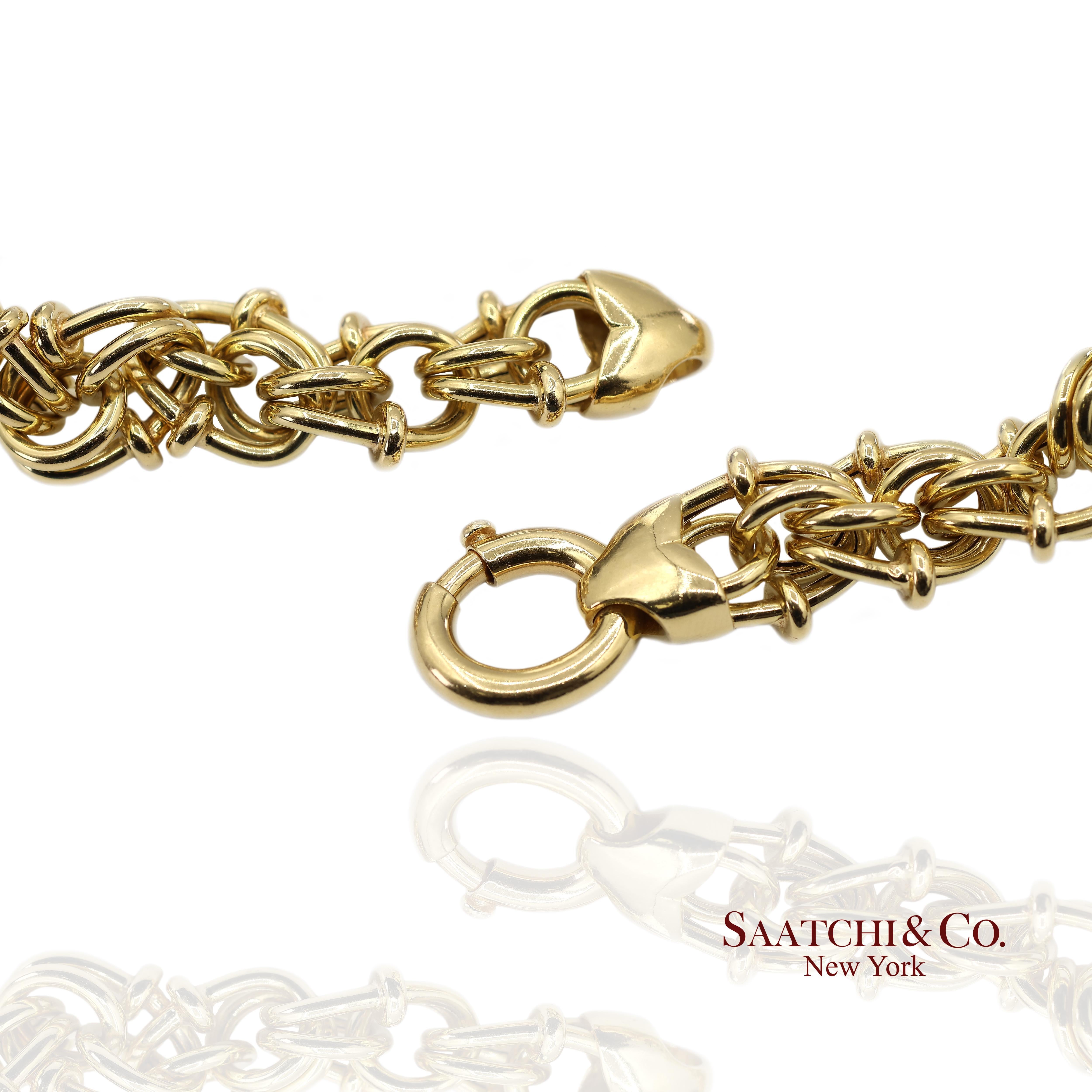 Collier à chaîne byzantine graduée en or jaune massif 18K 750 en vente 4