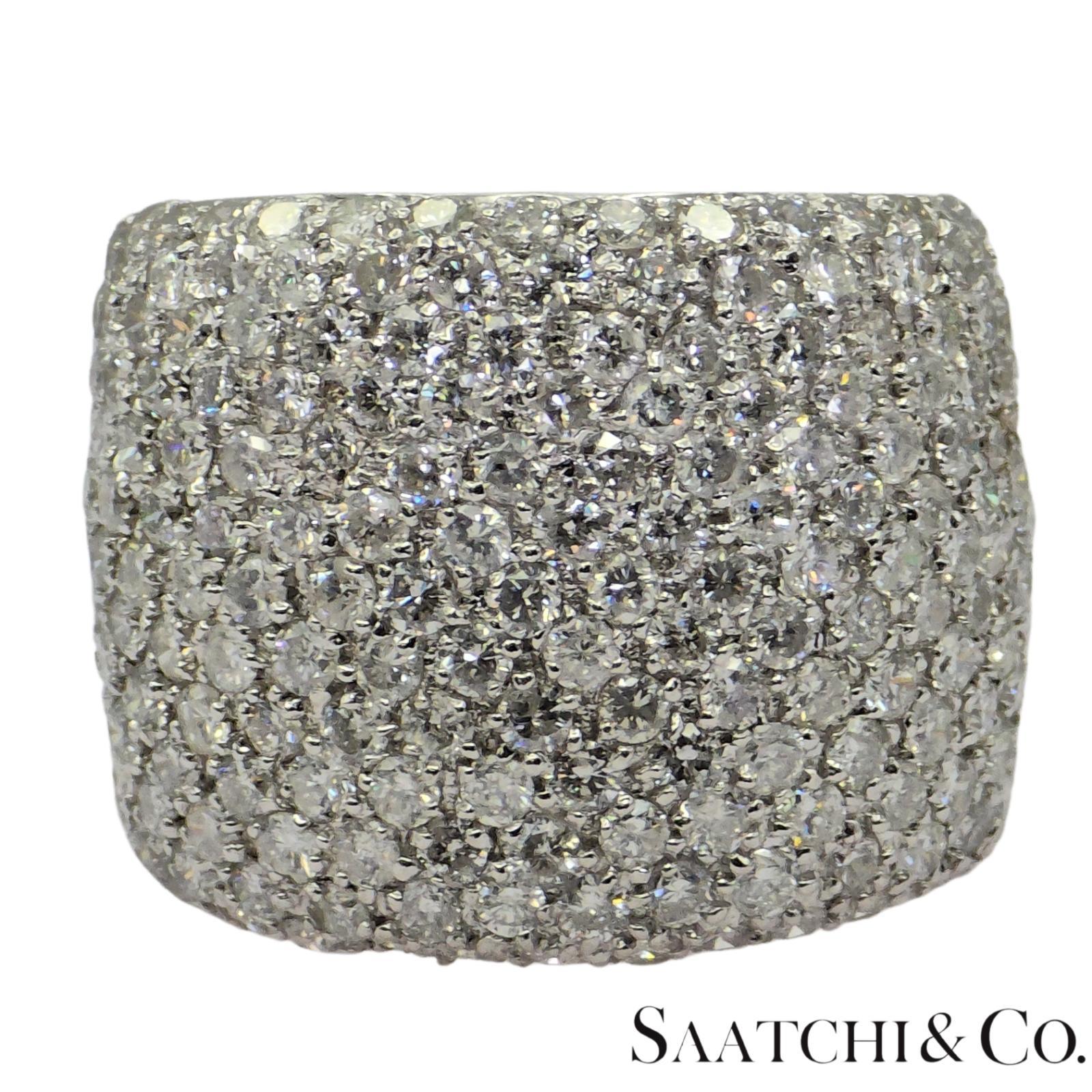 Anillo de diamantes naturales de oro blanco de 18 quilates

Tipo de Metal: Oro Amarillo 18K 750
Peso total del artículo: 9,2 gramos
Tamaño del anillo: 6 (Grande)
1:
Peso del diamante natural: 4.0 qt.
Grado de pureza del diamante: SI-I
Grado de color