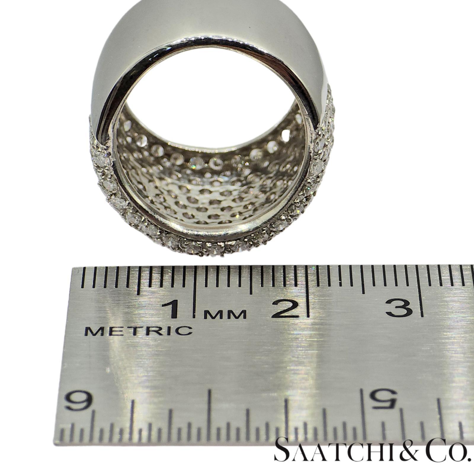Anillo/anillo ancho de oro blanco 750 de 18 quilates con 4 quilates de diamantes blancos naturales en venta 1