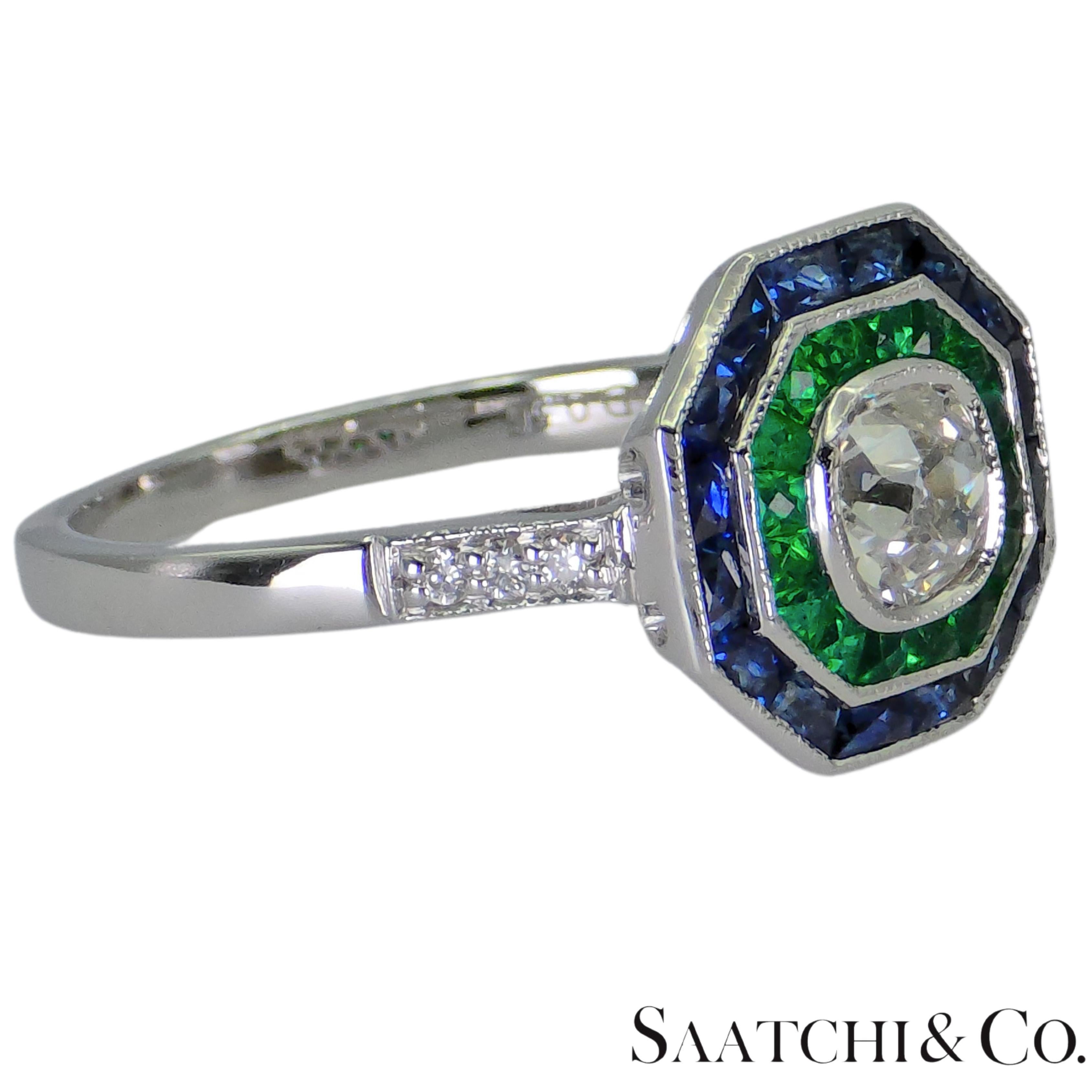 Esmeralda Zafiro Diamante Natural Forma Cojín Oro Blanco 18K 750: Anillo Art Decó en venta