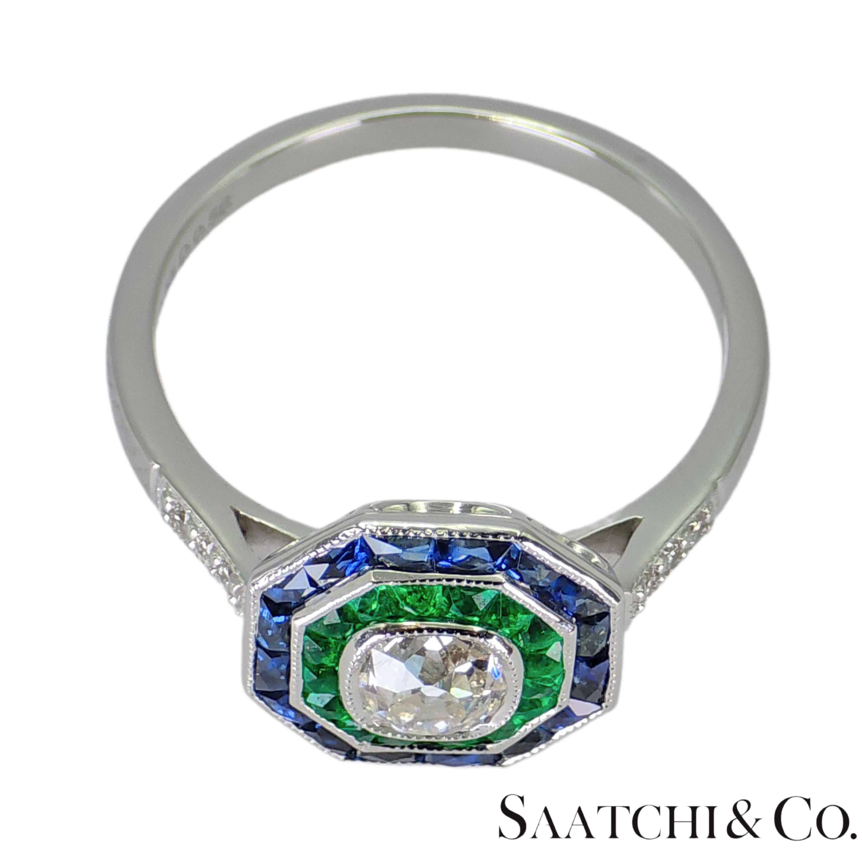 Esmeralda Zafiro Diamante Natural Forma Cojín Oro Blanco 18K 750: Anillo en venta 3