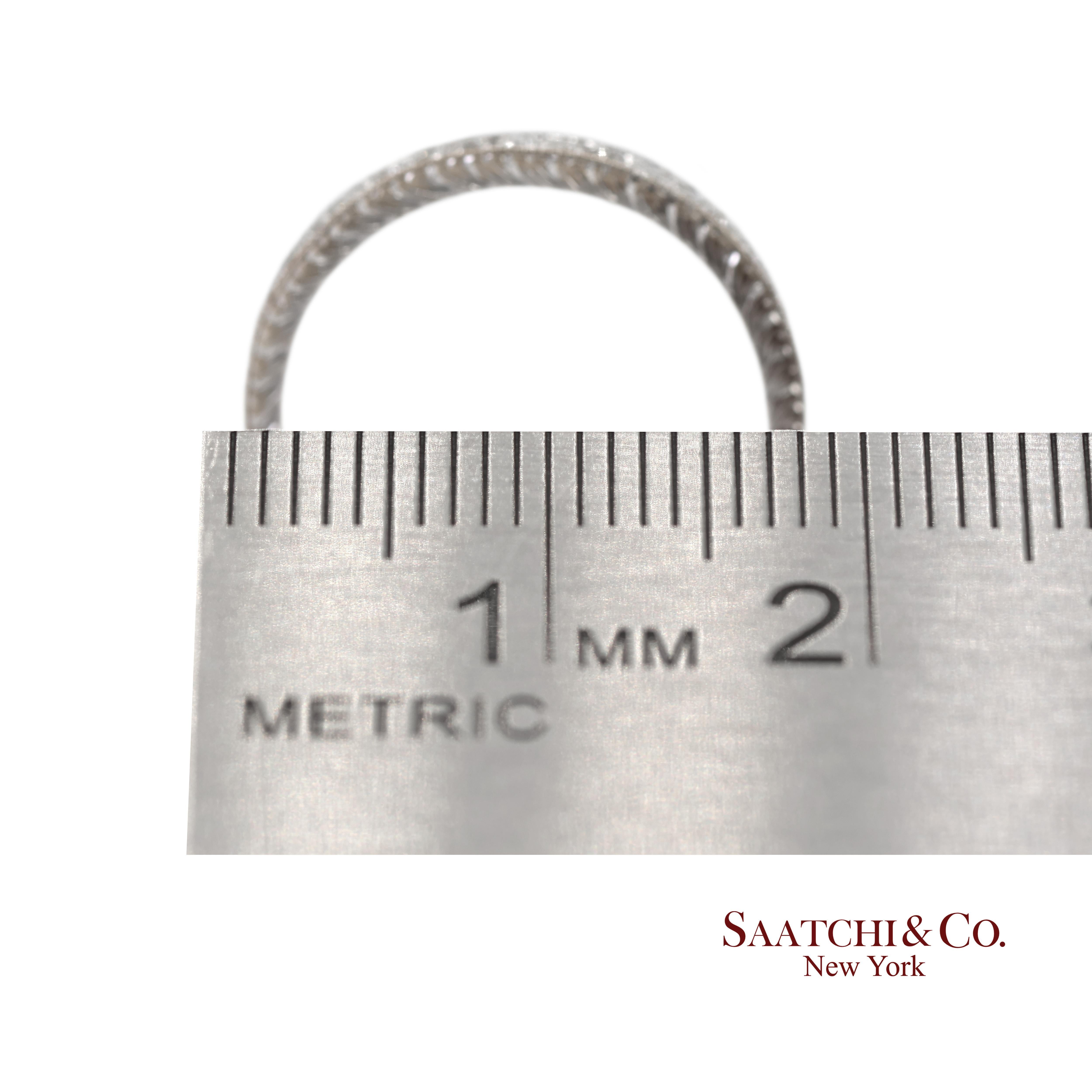 Bague en or blanc 18K 750 exquise gravée à la main et ornée de grains de mil... en vente 3