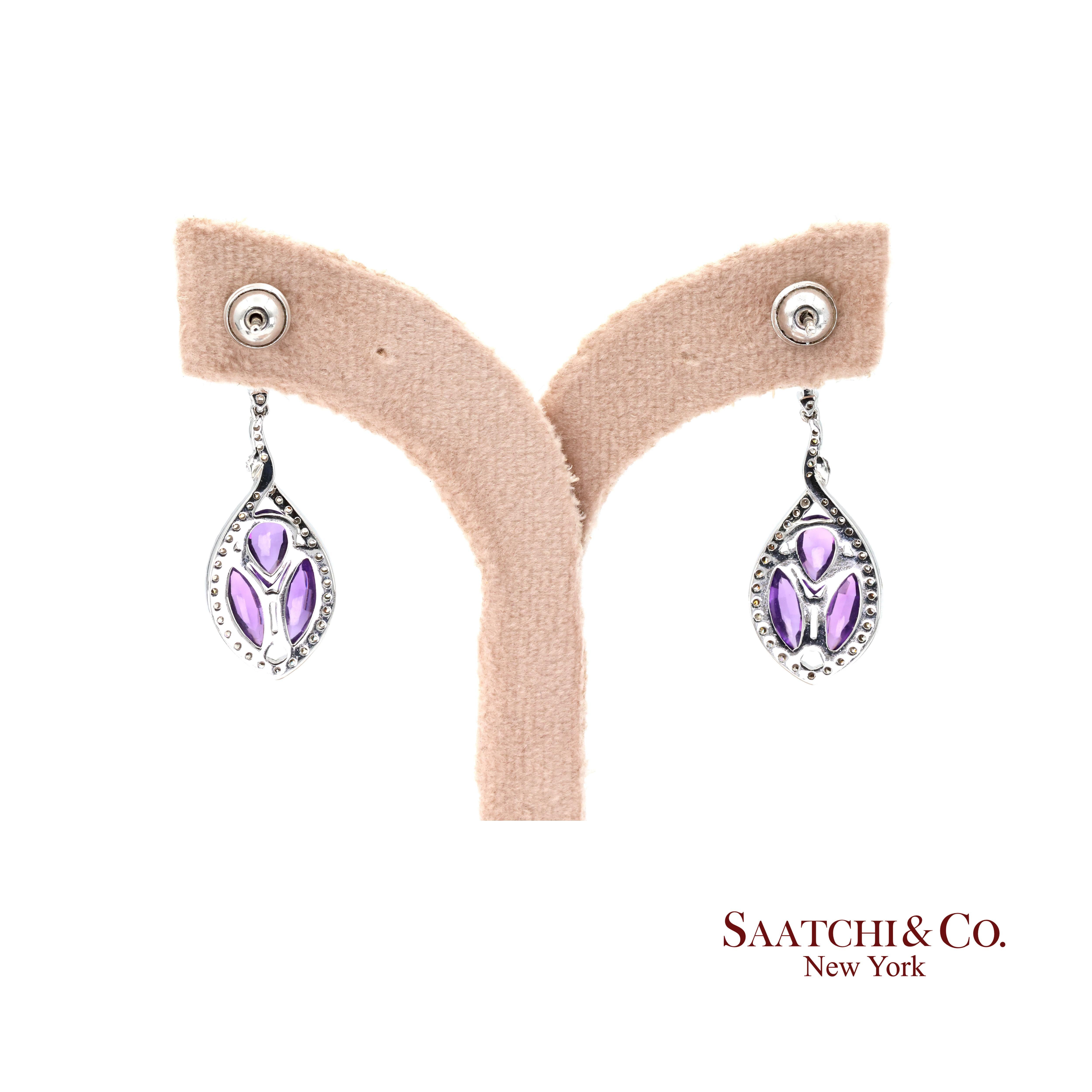 Taille ronde Boucle d'oreille en or blanc 18k 750 Améthyste naturelle et diamant en vente