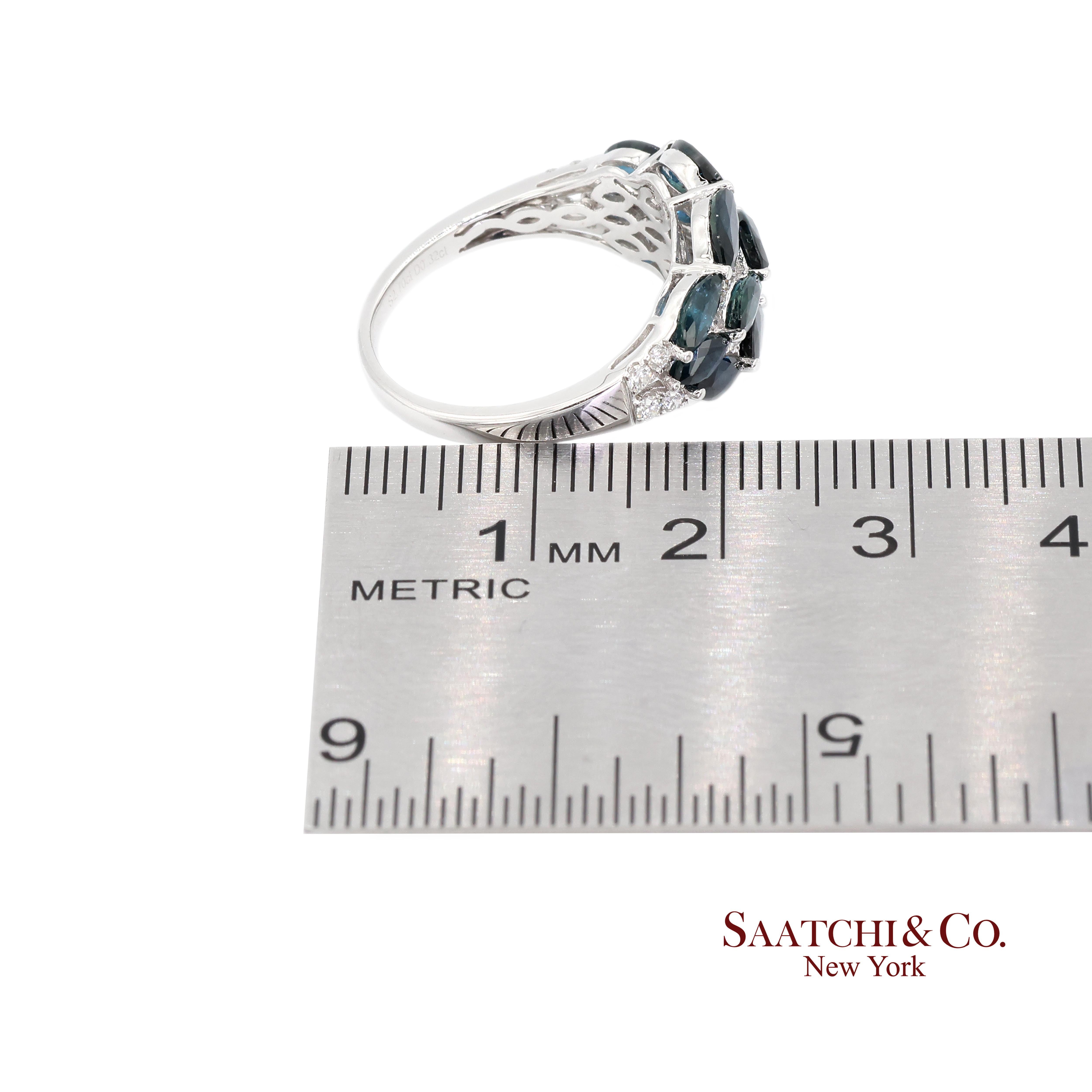 Bague en or blanc 18k 750 diamants et saphirs naturels Taille 6.5 en vente 2