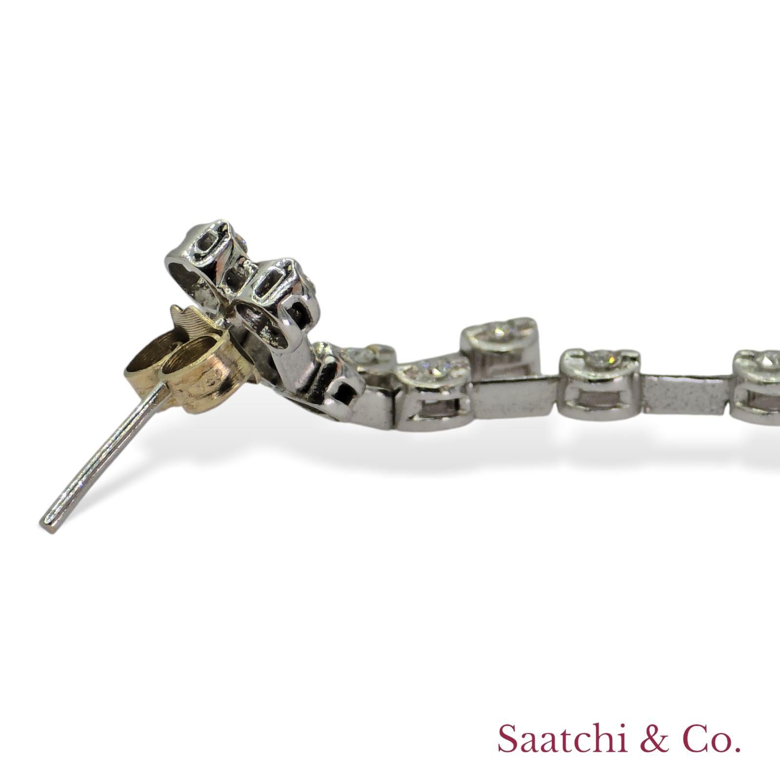 Donna Orecchini a catena con diamanti naturali in oro bianco 18k 750 in vendita