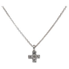18K 750 White Gold Natural Diamond Cross Pendant Necklace with Chain