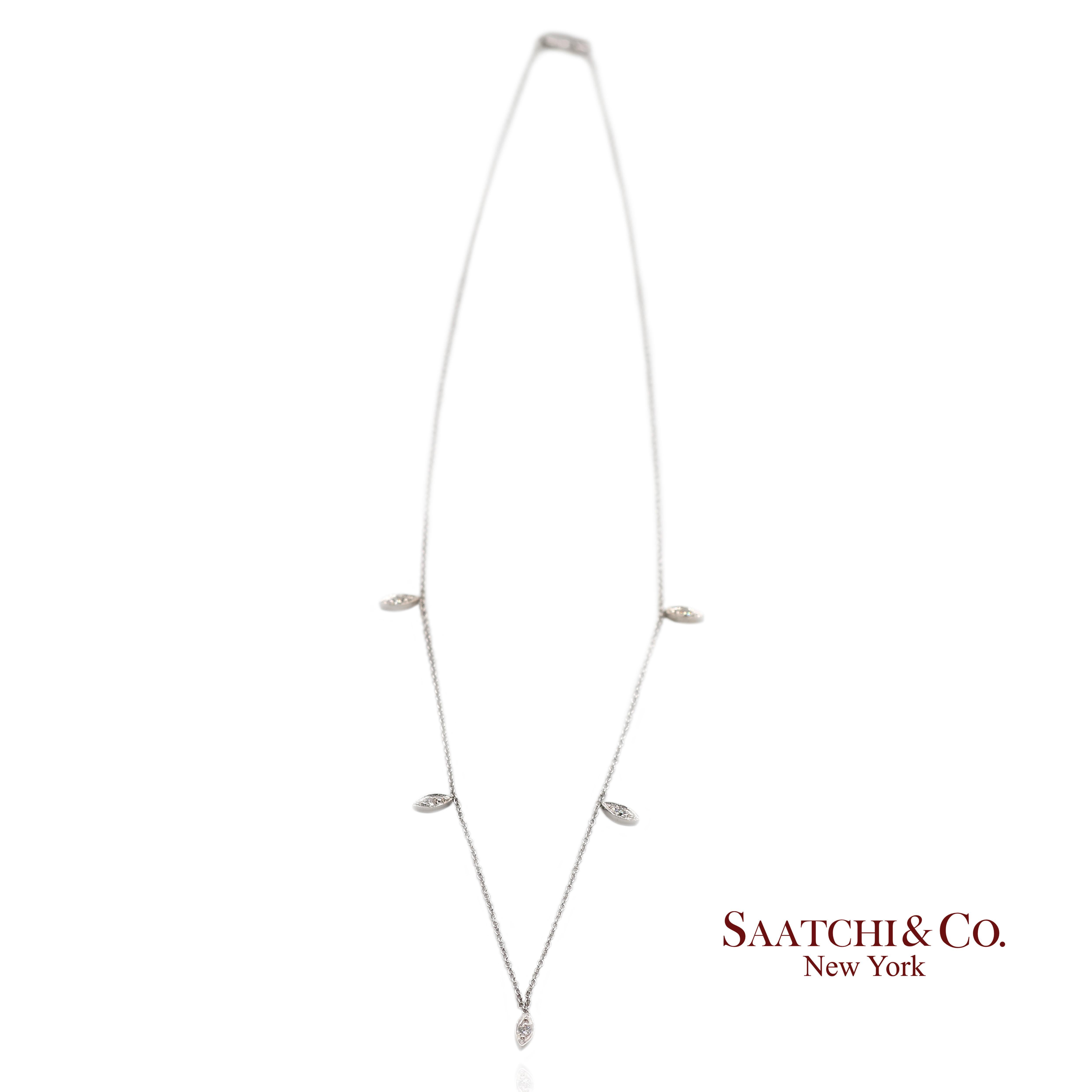 Contemporaneo Collana con ciondolo a forma di marquise con diamante naturale in oro bianco 18K 750 e catena in vendita