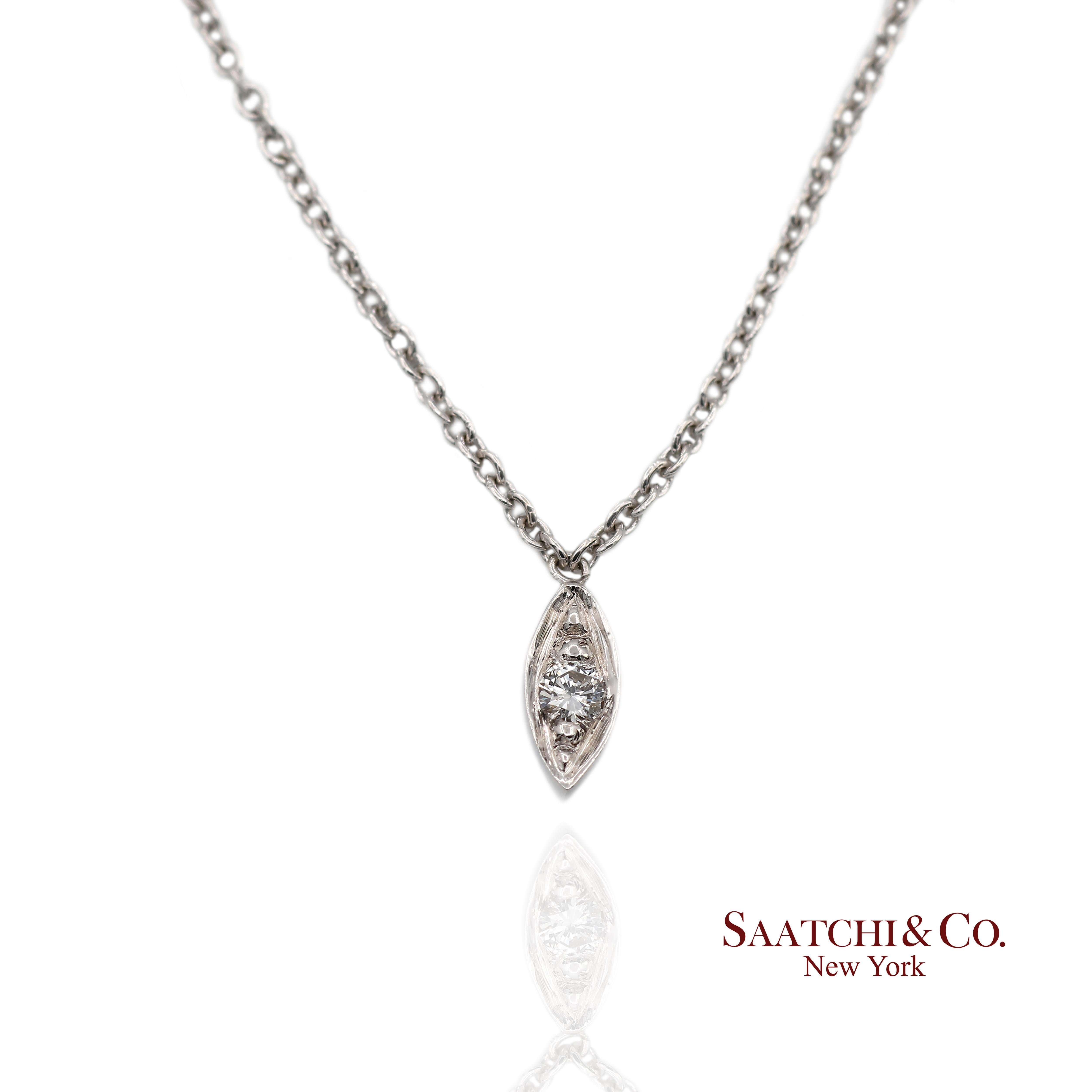 Taglio brillante Collana con ciondolo a forma di marquise con diamante naturale in oro bianco 18K 750 e catena in vendita