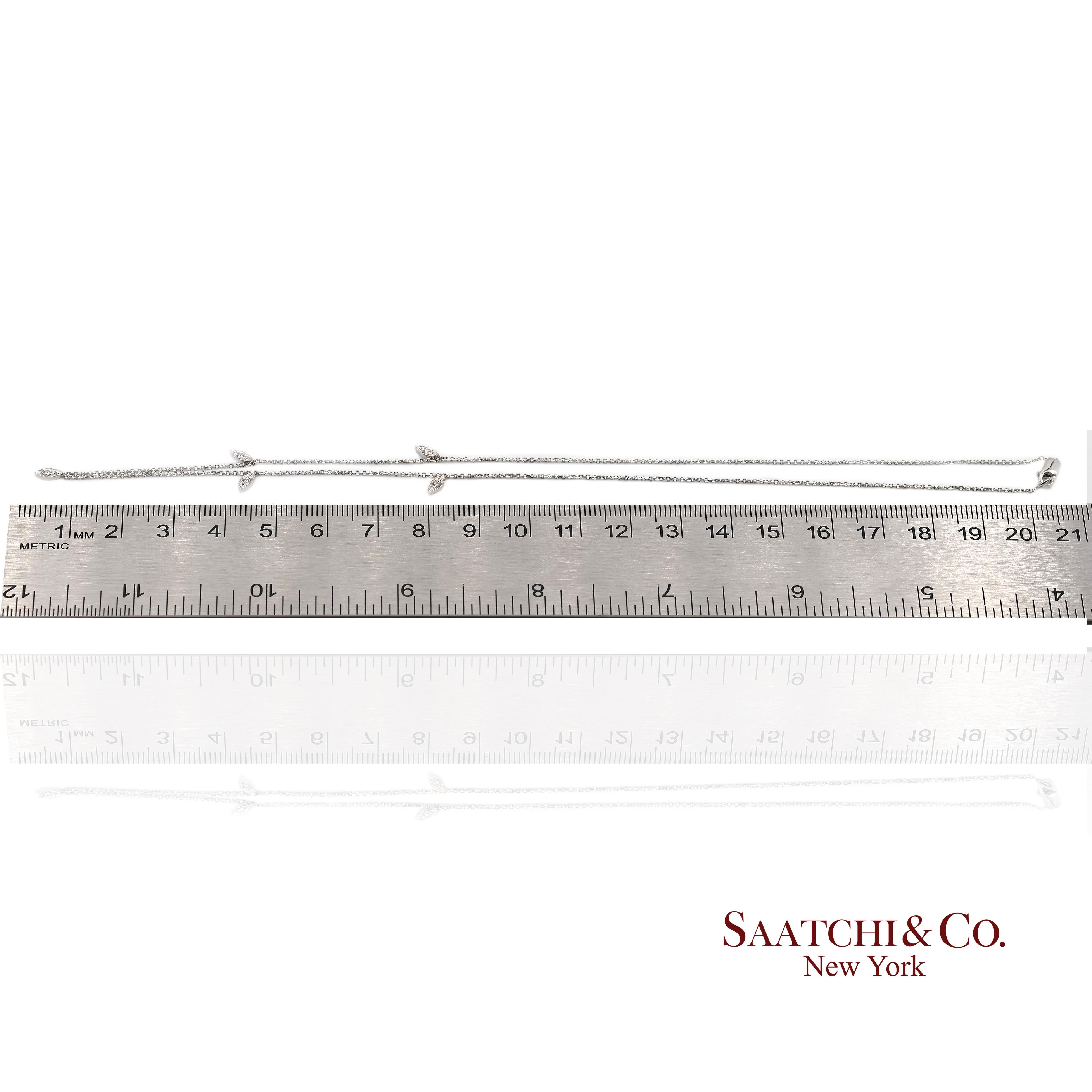 Collana con ciondolo a forma di marquise con diamante naturale in oro bianco 18K 750 e catena in vendita 1