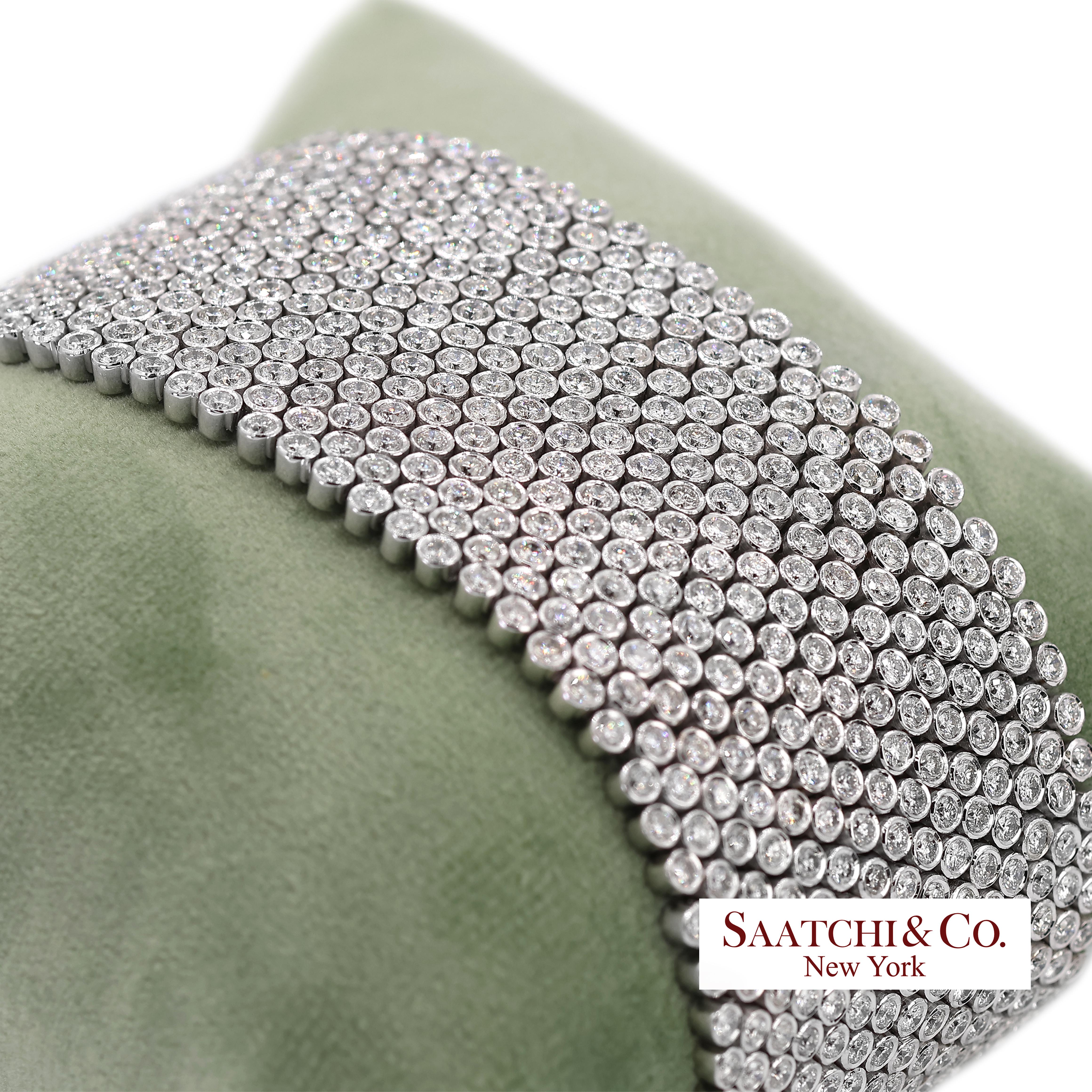 Bracciale a maglie larghe con diamanti naturali in oro bianco 18K 750 a 15 file in vendita 1