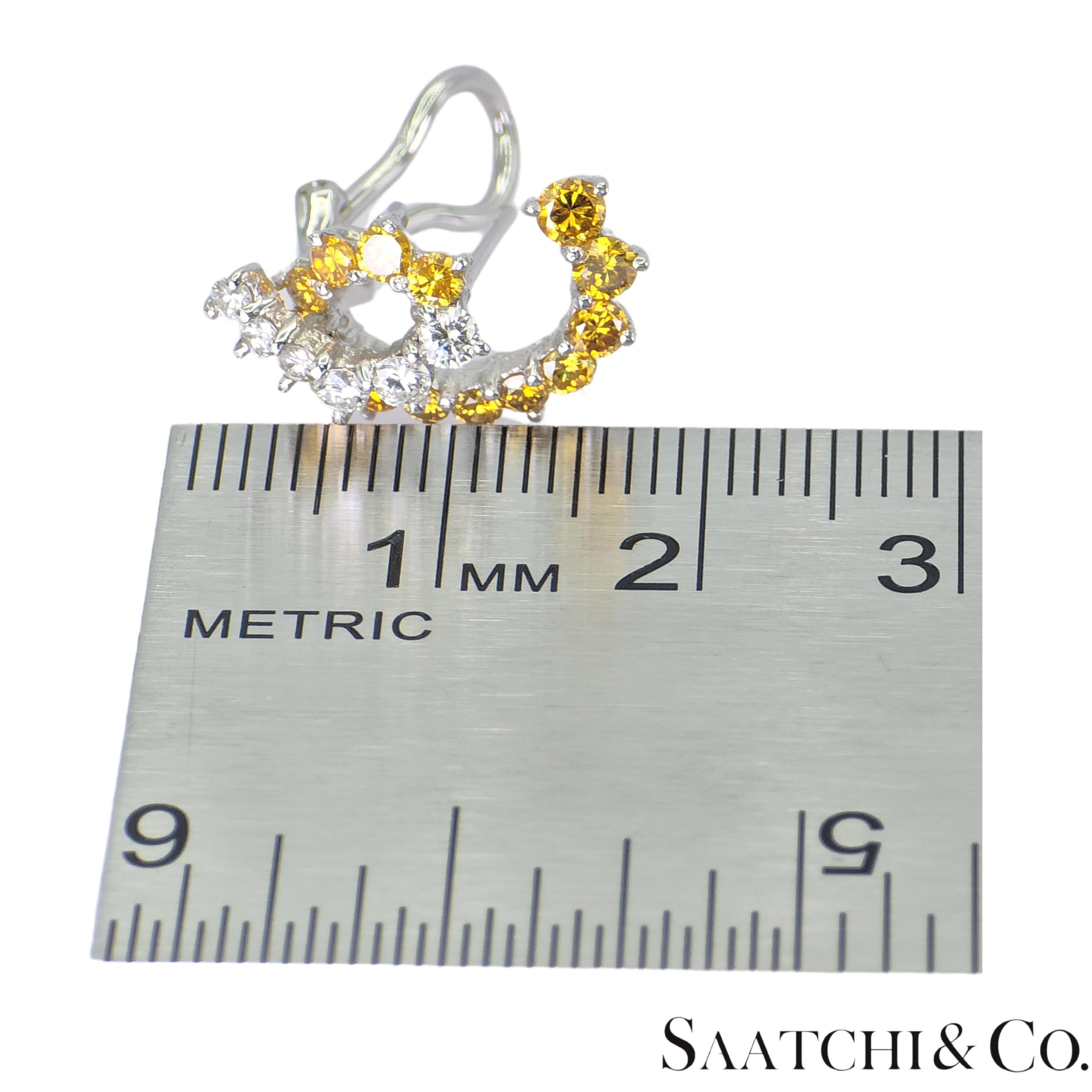 18k 750 Weißgold Natürliche Ohrringe mit gelben und weißen Diamanten im Angebot 2