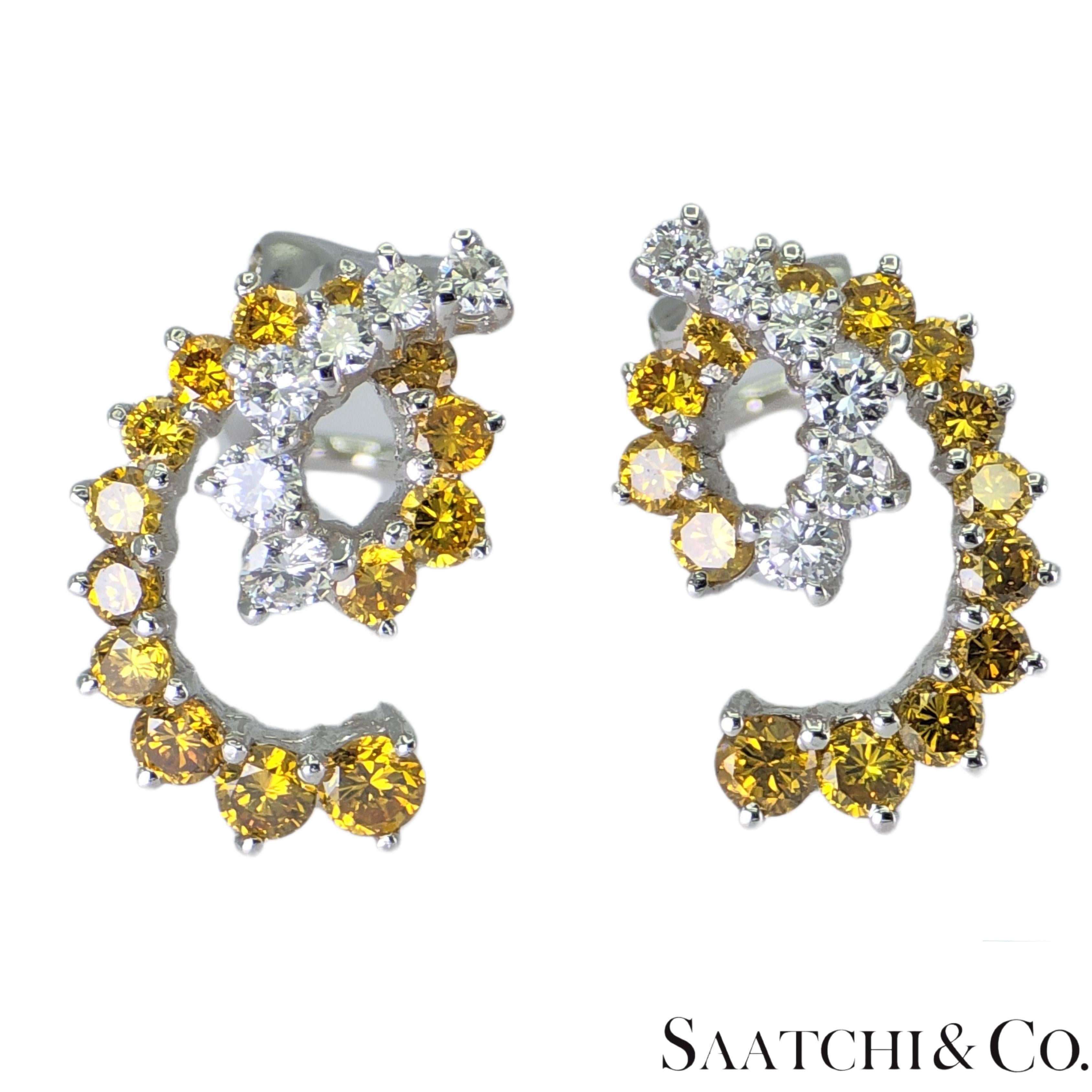 18k 750 Weißgold Natürliche Ohrringe mit gelben und weißen Diamanten im Angebot 3