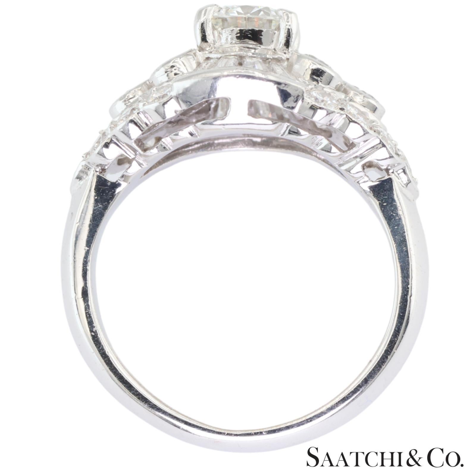 Oro Blanco 18k 750  Anillo de cóctel con diamante blanco natural en venta 1
