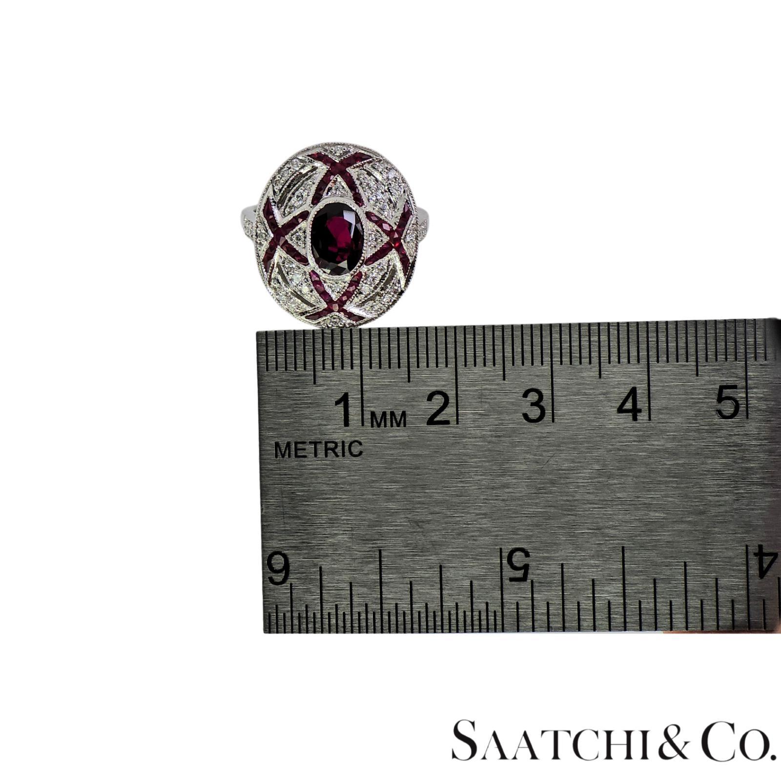 Anillo de oro blanco 750 de 18 quilates con diamante natural VVS y rubí talla 7 en venta 5