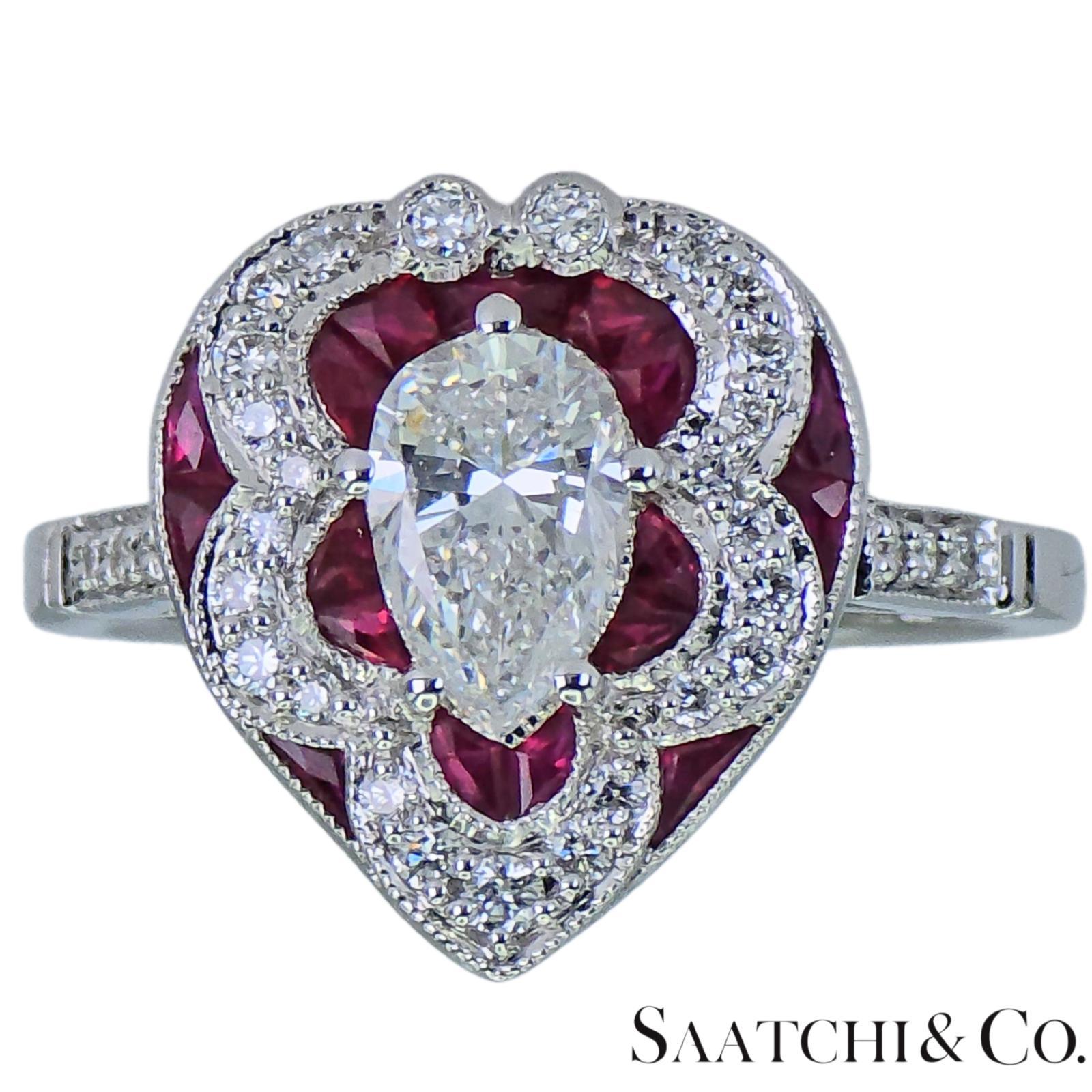Or blanc 750 millièmes (18k) - Bague en forme de poire : diamant naturel et rubis Neuf - En vente à New York, NY