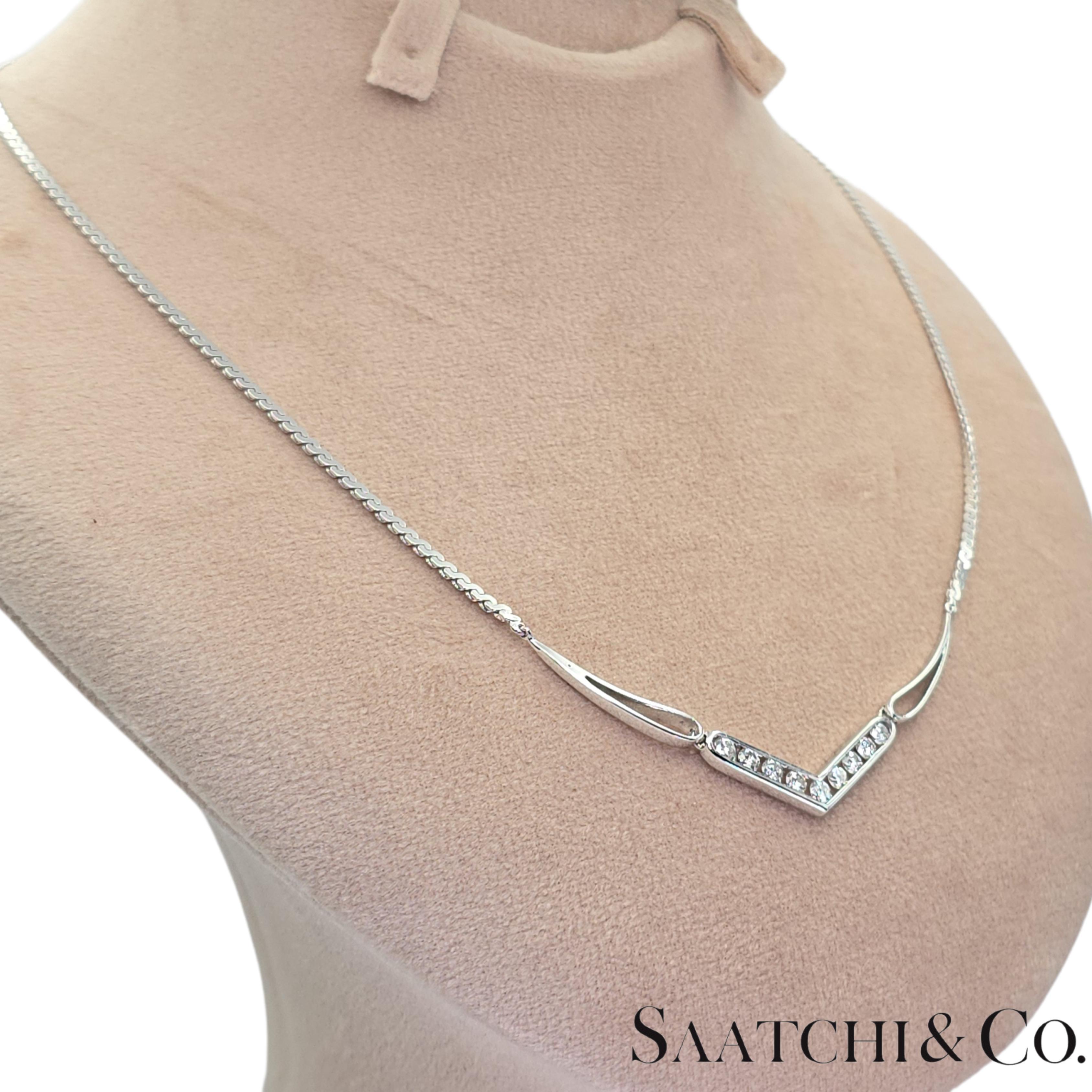 De las mujeres Collar Oro Blanco 18k 750 Forma V Diamante Natural en venta