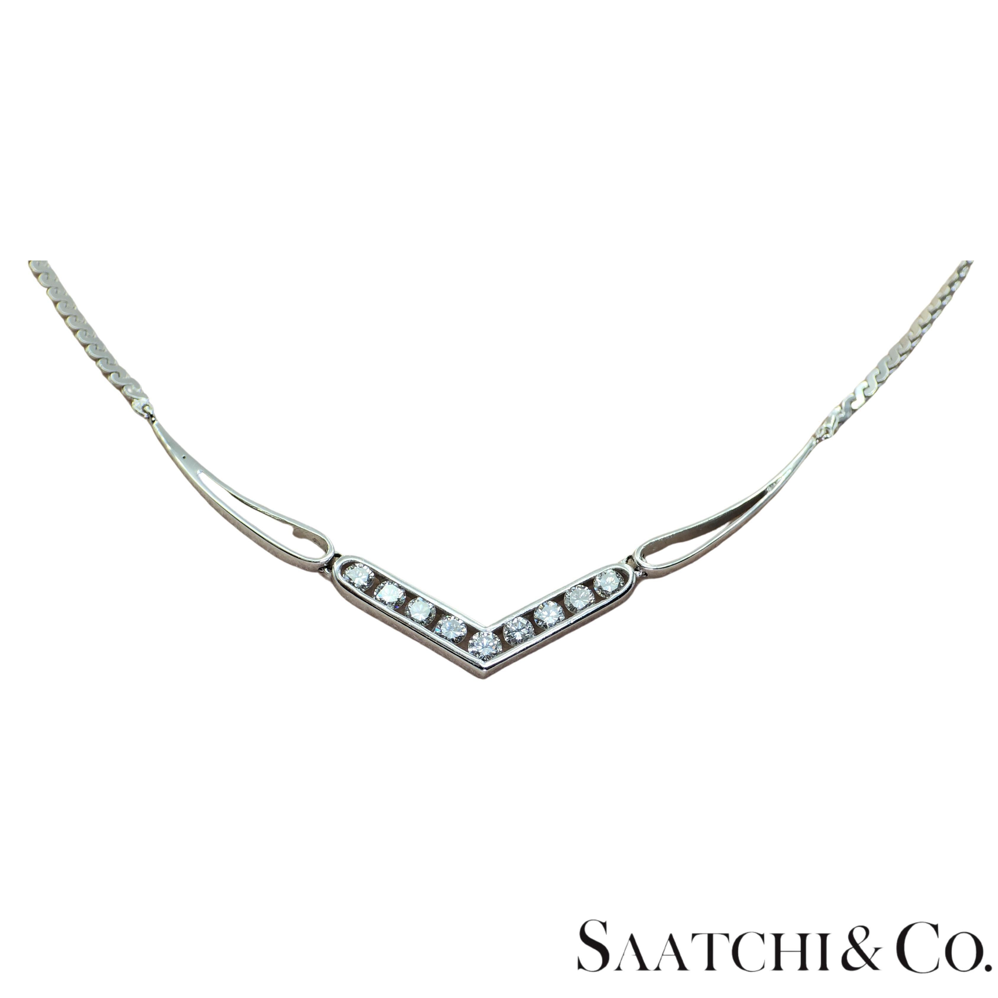 Collar Oro Blanco 18k 750 Forma V Diamante Natural en venta 2