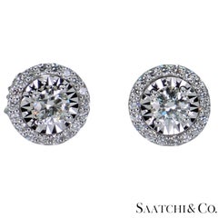 18K 750 White Gold - VVS Natural Diamond: Stud Earring