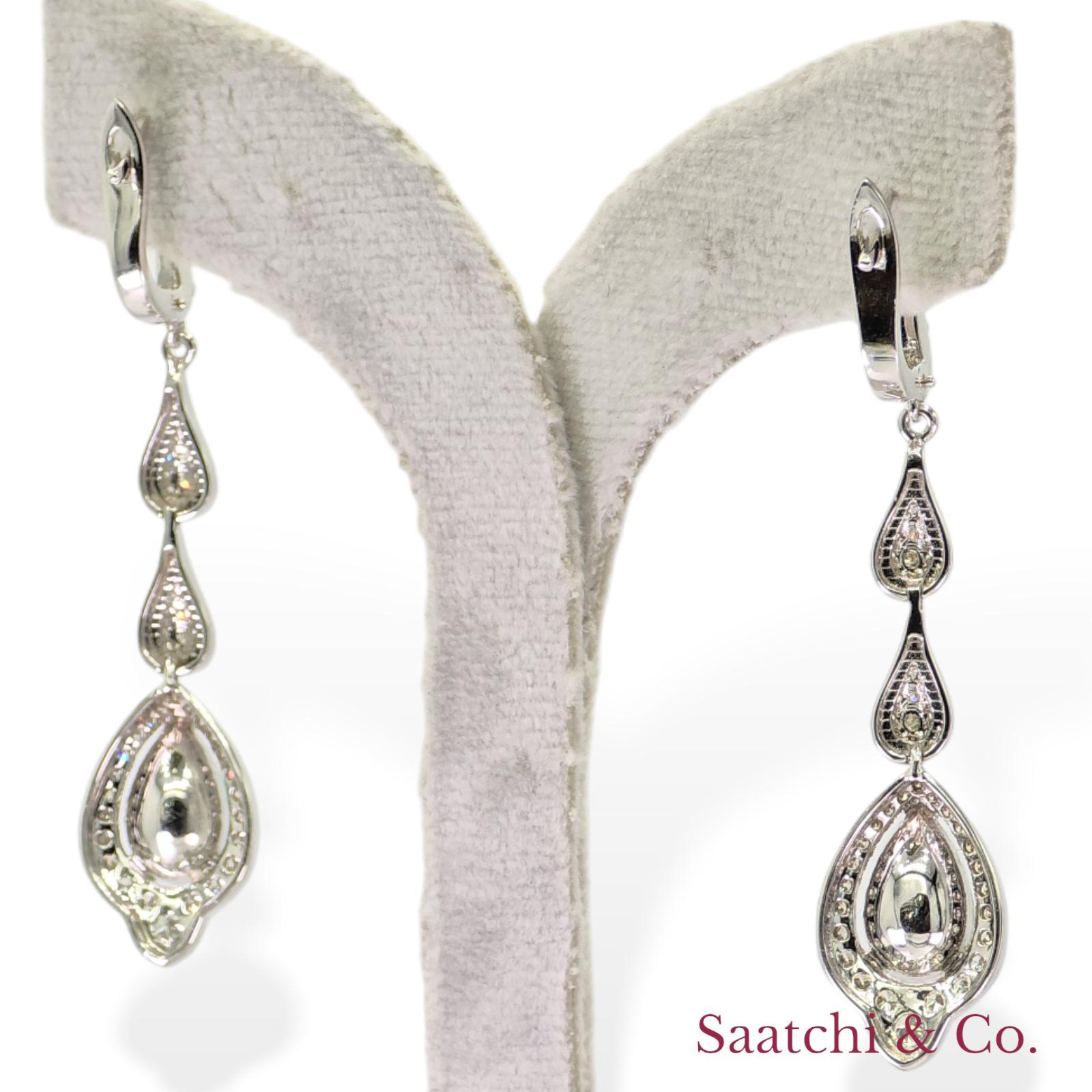 18k 750 White Gold Zambian Emerald and Natural Diamond Earrings For Sale 1