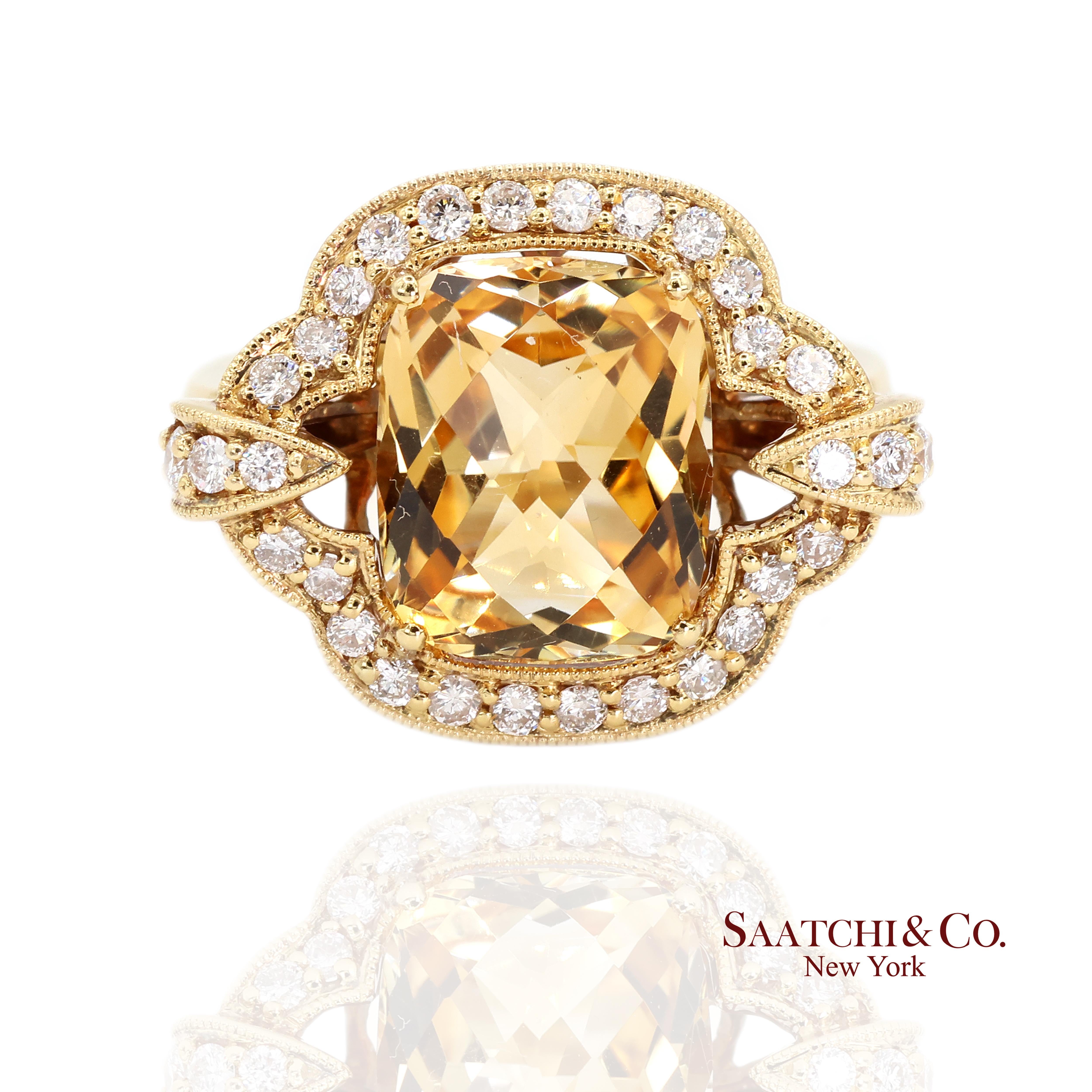 Anello con diamante naturale Citrino in oro giallo 18K

Tipo di metallo: Oro giallo 18 carati
Peso totale dell'articolo: 7,7 grammi
Misura dell'anello: 6,5 (ridimensionabile)
Dimensioni: Lunghezza: 21,0 mm X Larghezza: 16,0 mm X Altezza: 11,0