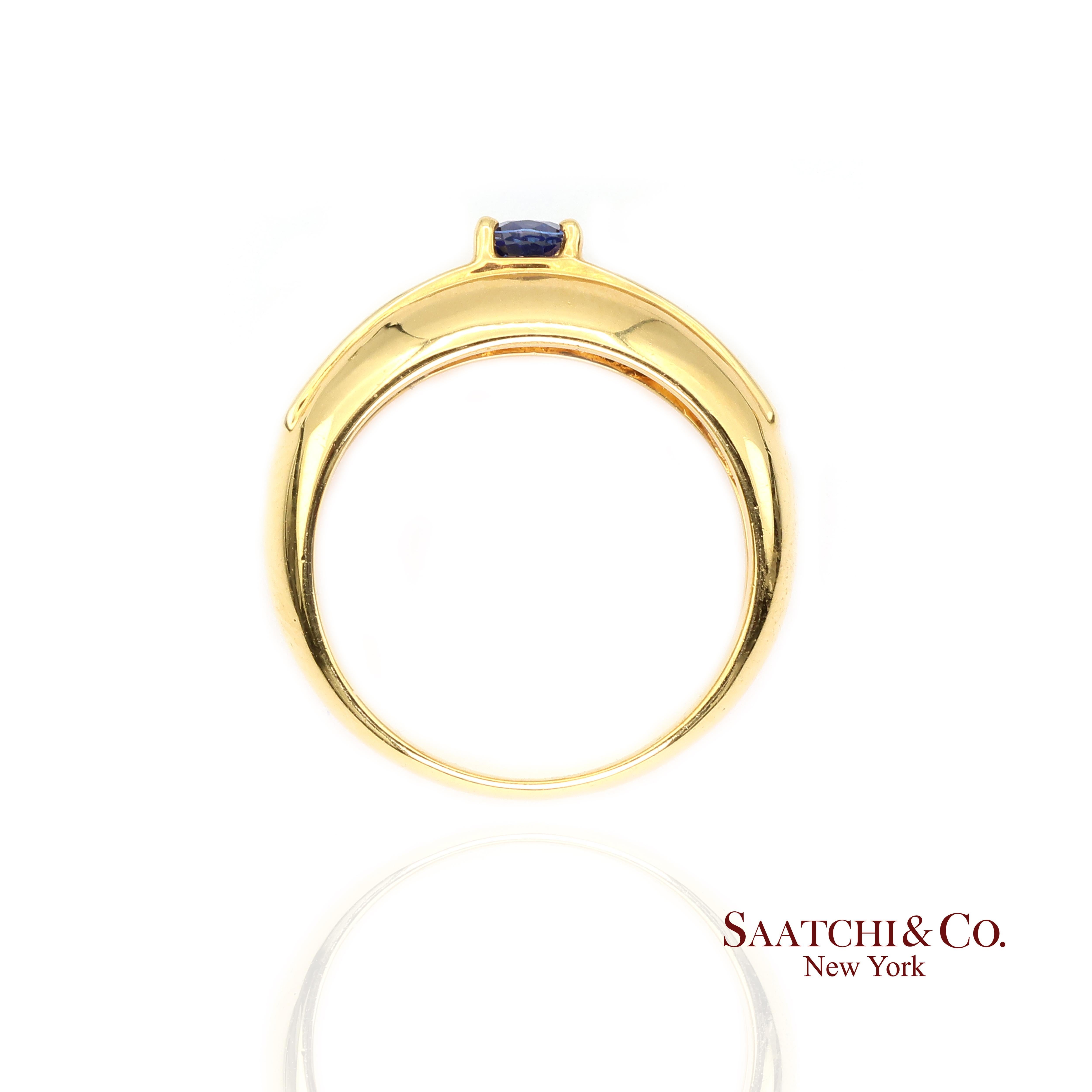 Anillo de oro amarillo 750 de 18k con zafiro azul natural y diamante natural Corte oval en venta