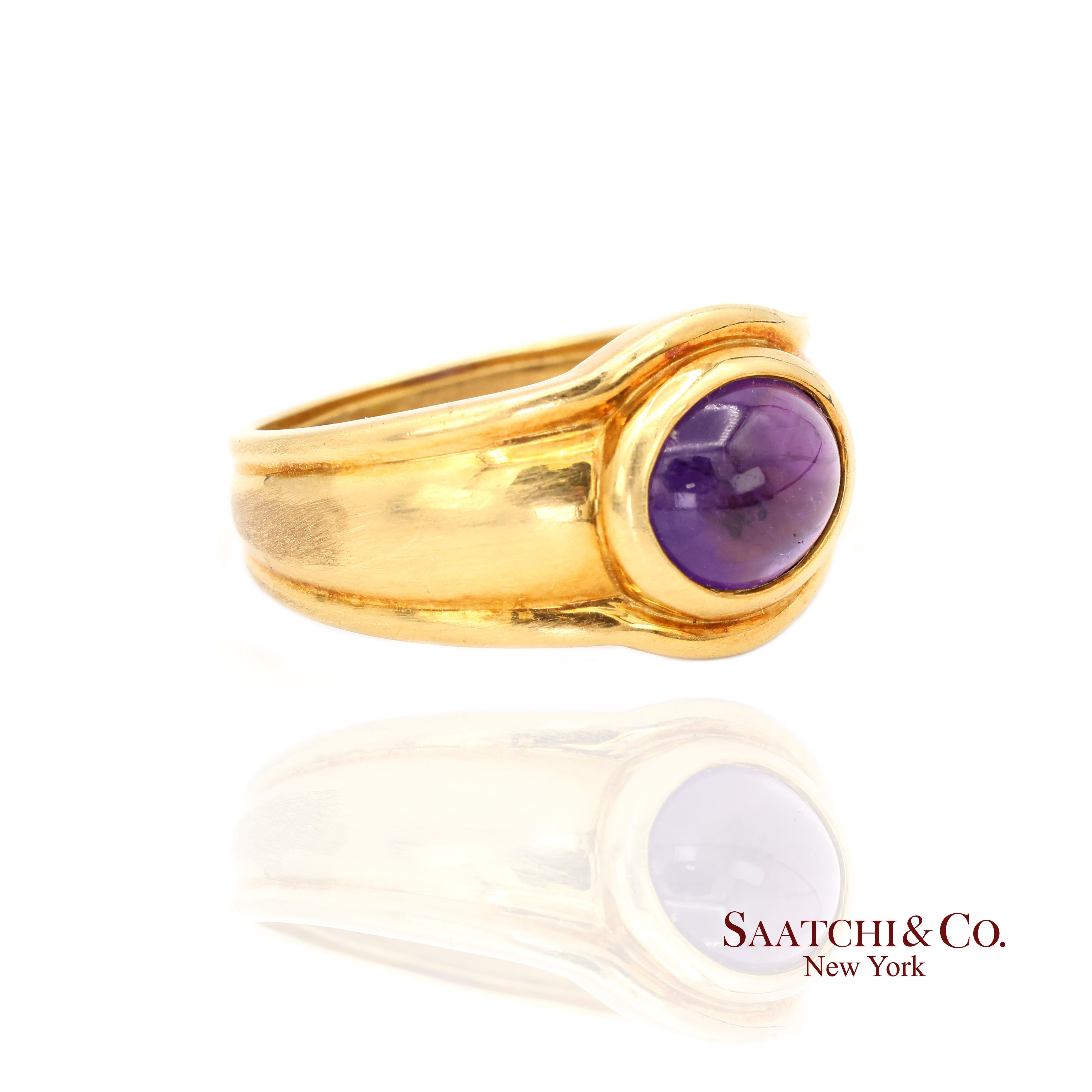 Anello con cabochon di ametista

Tipo di metallo: Oro giallo 18k
Peso totale dell'articolo: 7,36 grammi
Misura dell'anello: 7,5 (misura adeguata)
1:
Pietra primaria: Ametista
Peso in carati: 2,8 Ct.
Taglio della pietra: Cabochon
Colore: viola

ID