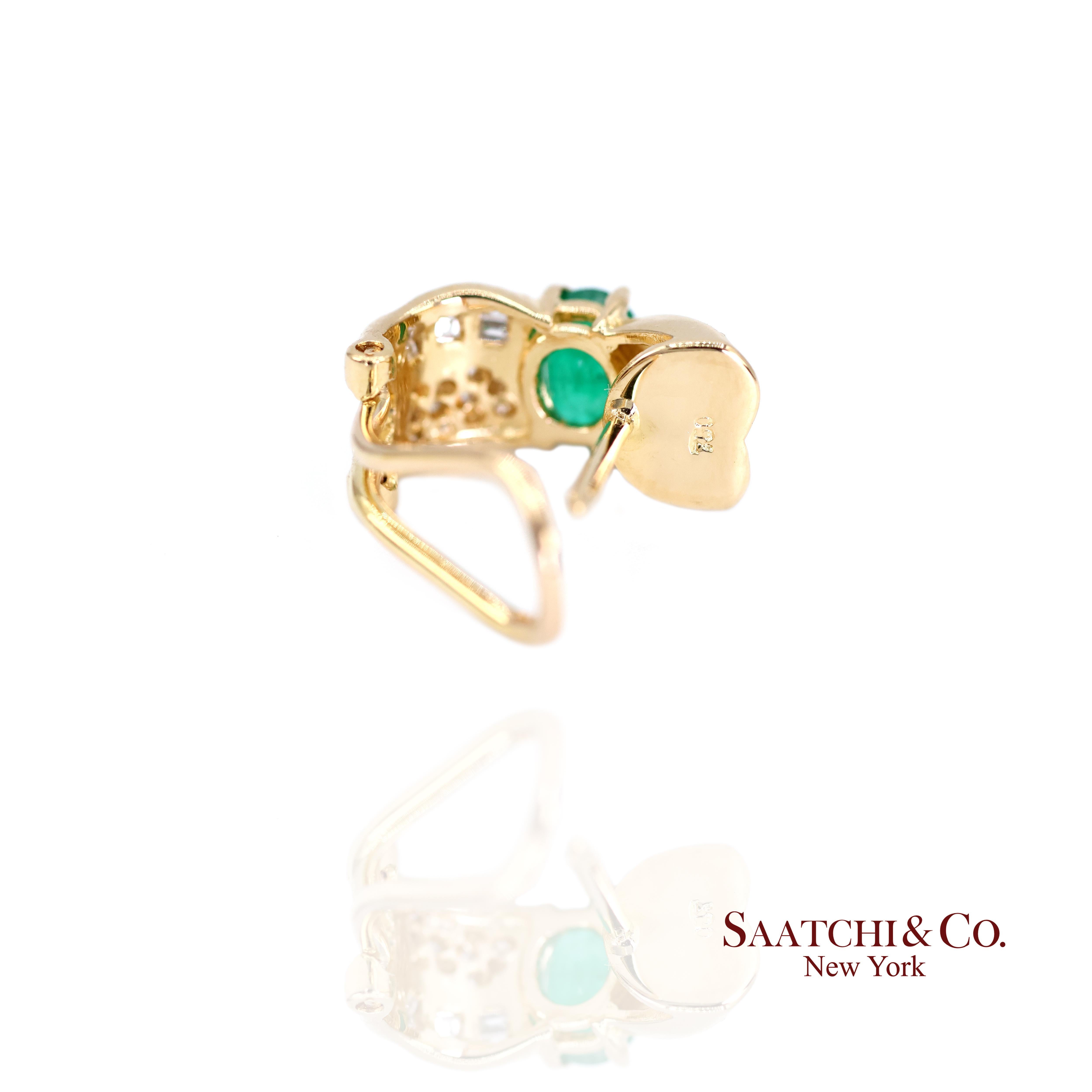 18k 750 Yellow Gold Natural Emerald and Diamond Earrings For Sale 2