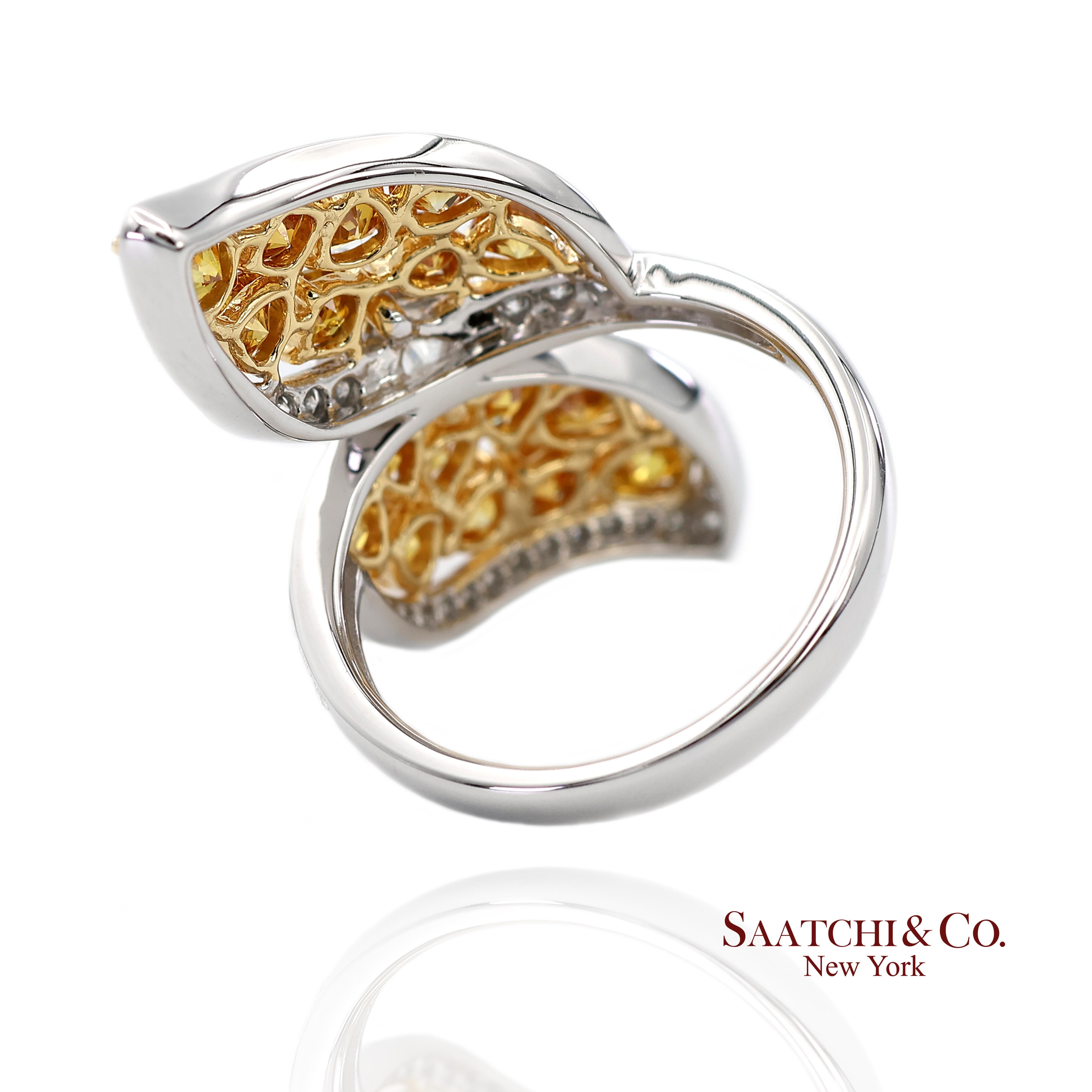 Bague en or jaune 18k 750 diamants naturels de couleur jaune fantaisie en vente 2