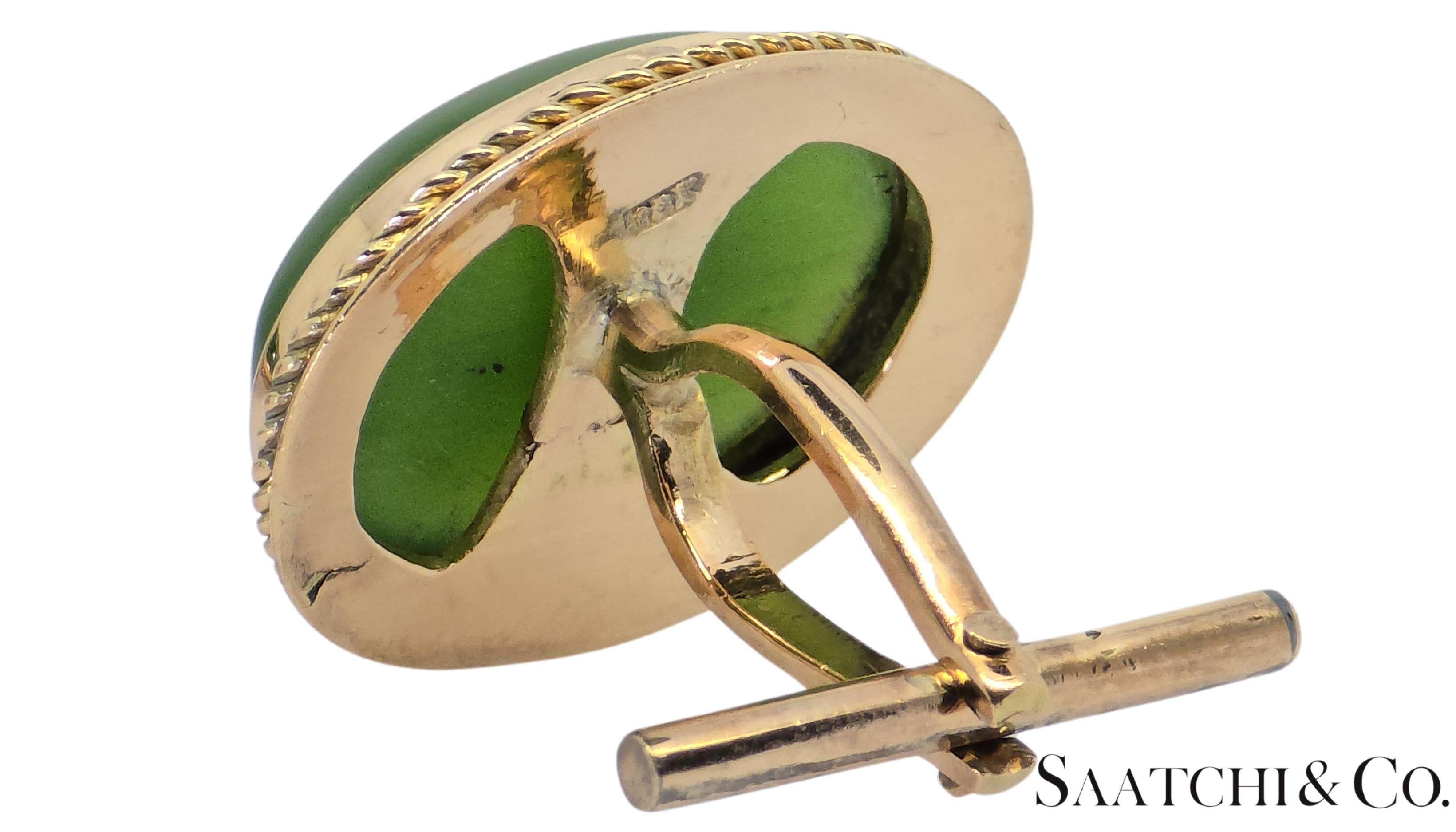 Or jaune 18K 750 - Jade vert naturel taillé en cabochon : boutons de manchette en vente 2