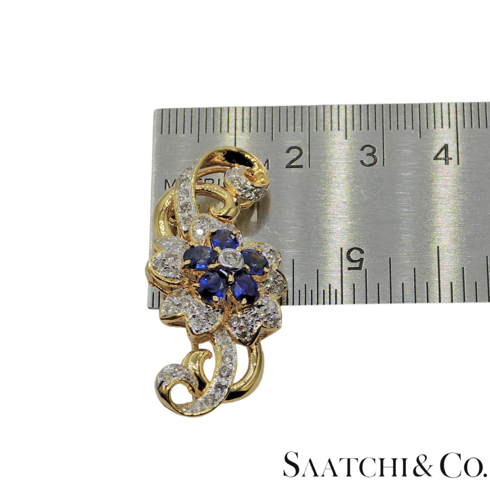 18k 750 Gelbgold Natürliches Weiß VVS Diamant & Blauer Saphir Brosche im Angebot 4